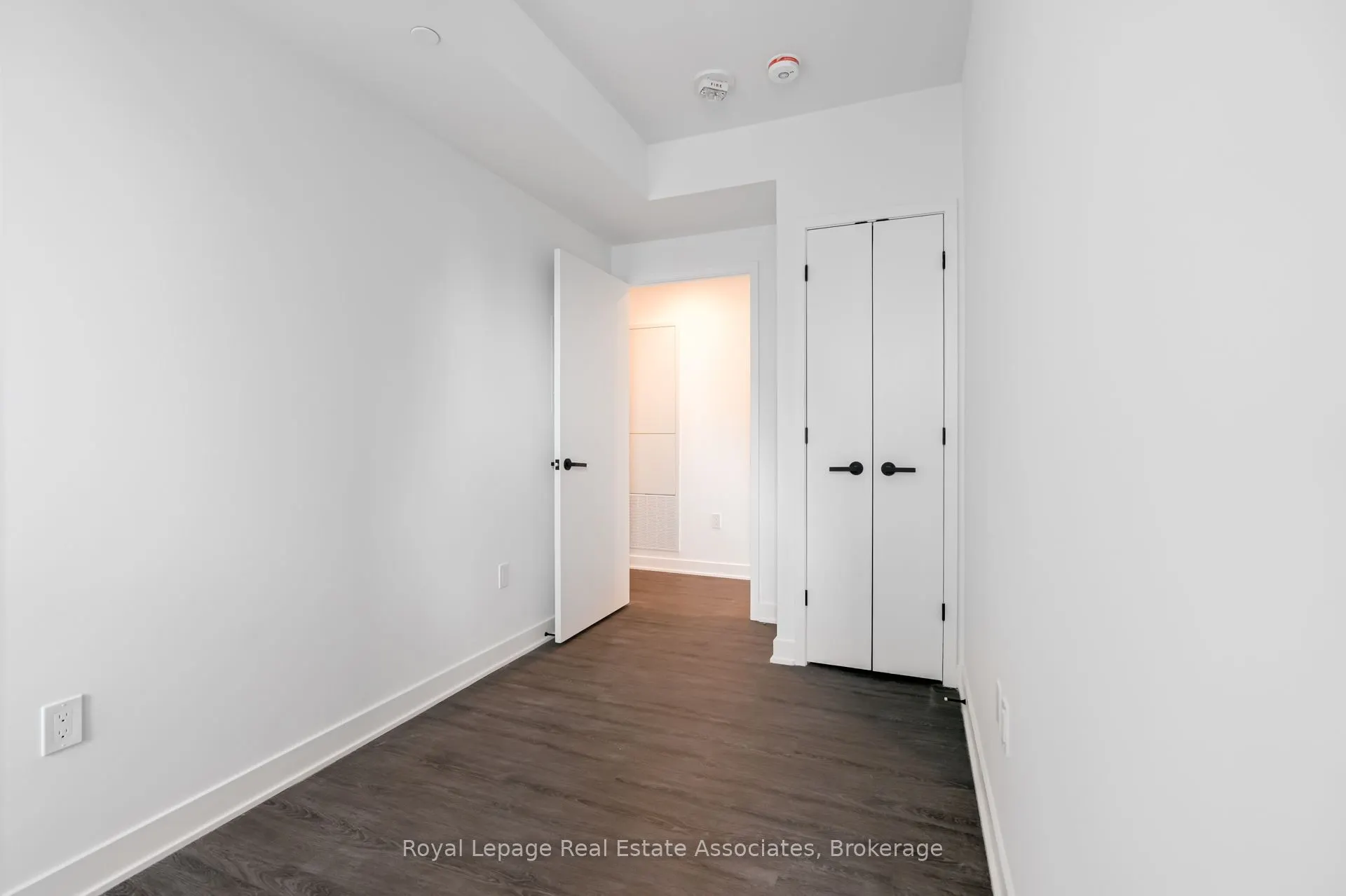 55 Charles Street E, #2206