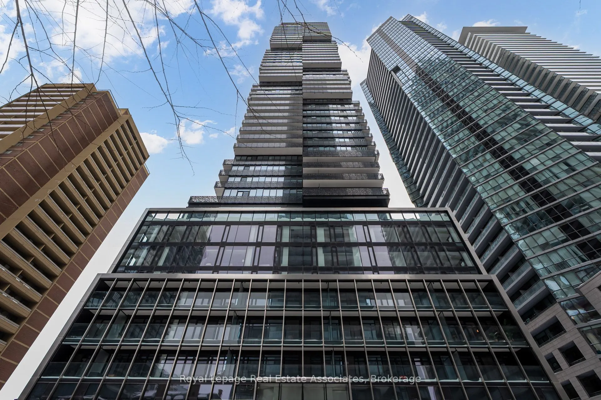 55 Charles Street E, #2206