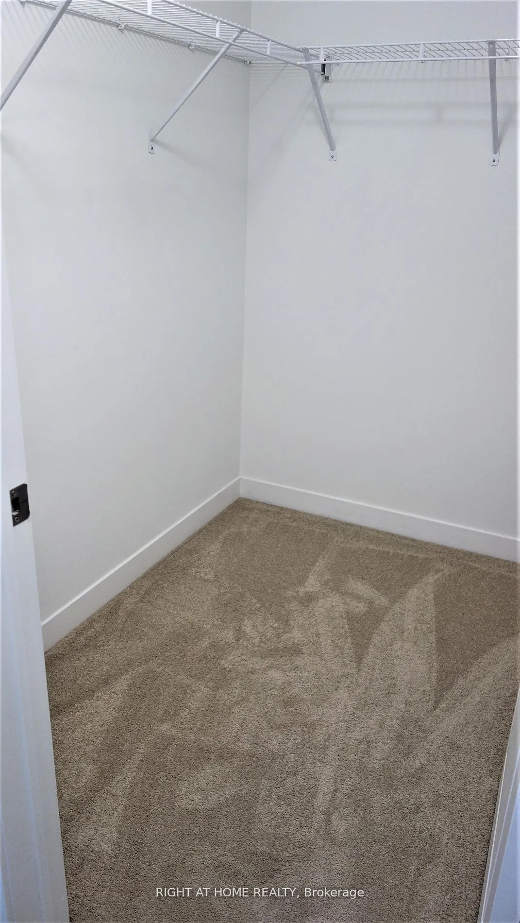 14 Marquette Avenue, #5