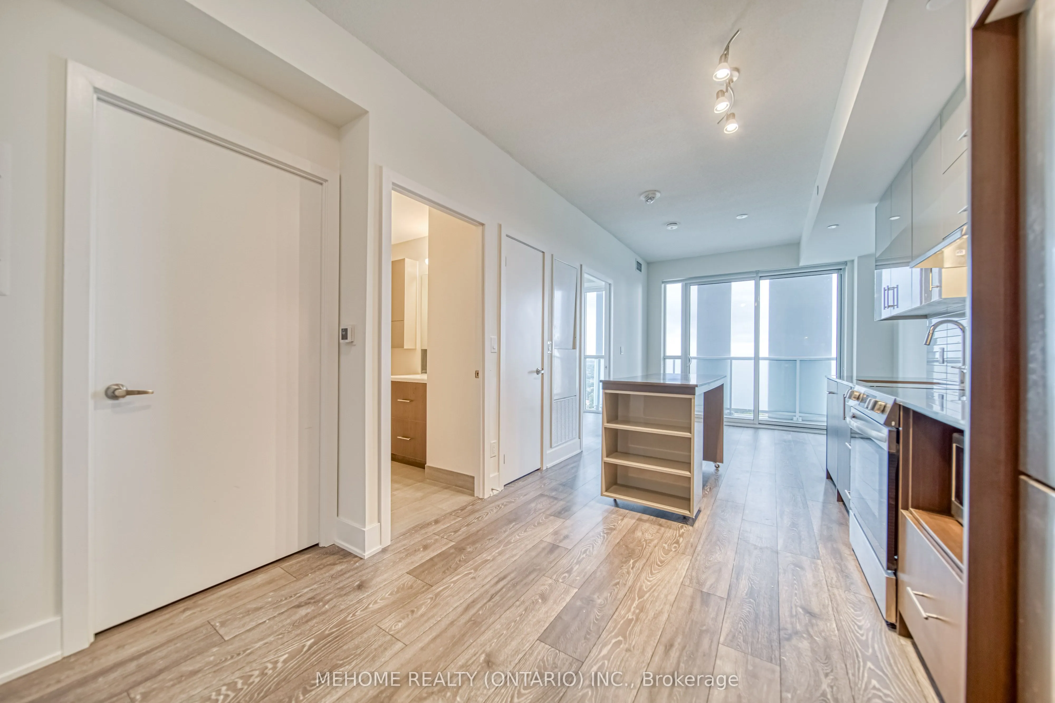 188 Fairview Mall Drive, #2607
