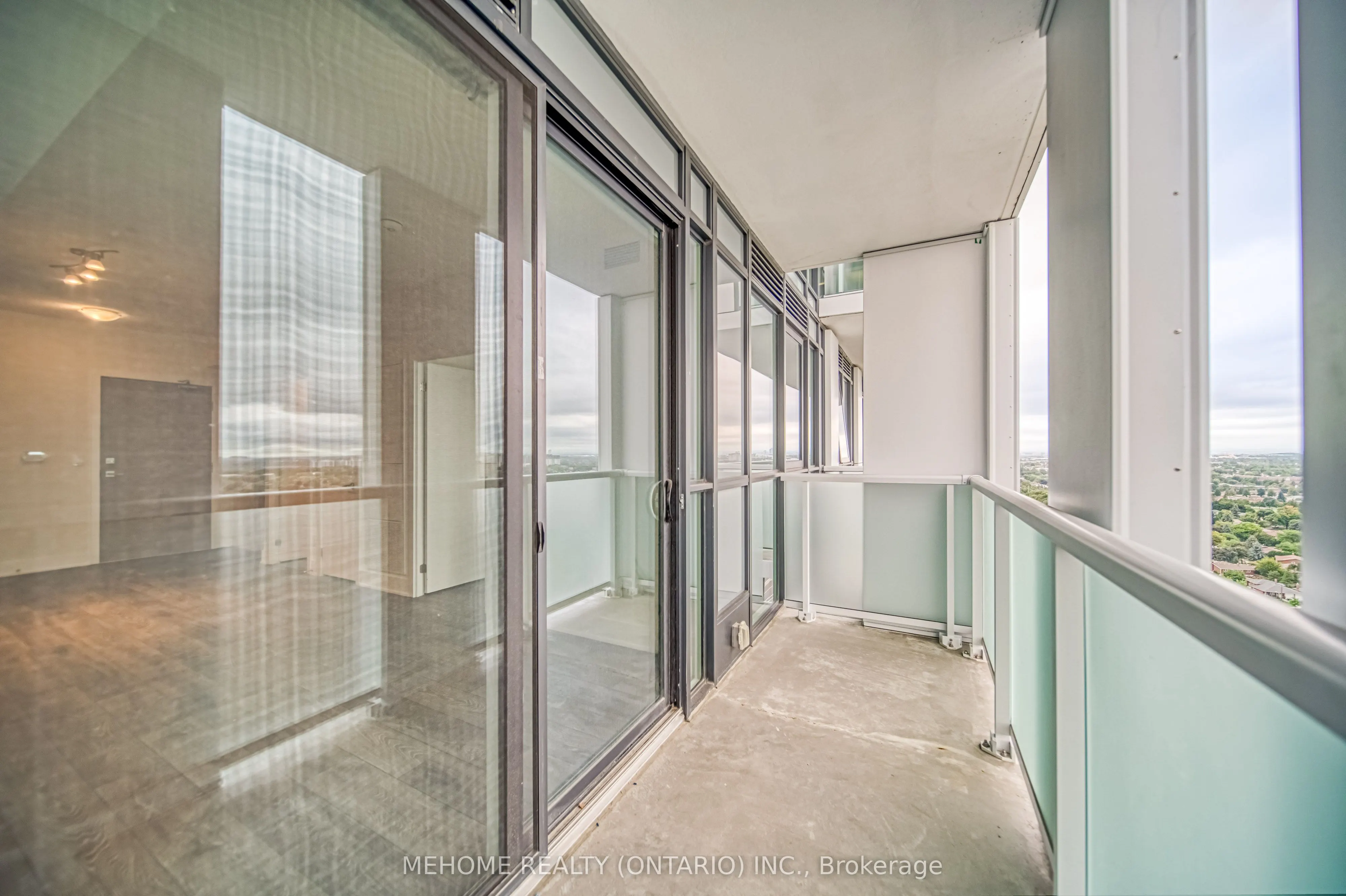 188 Fairview Mall Drive, #2607