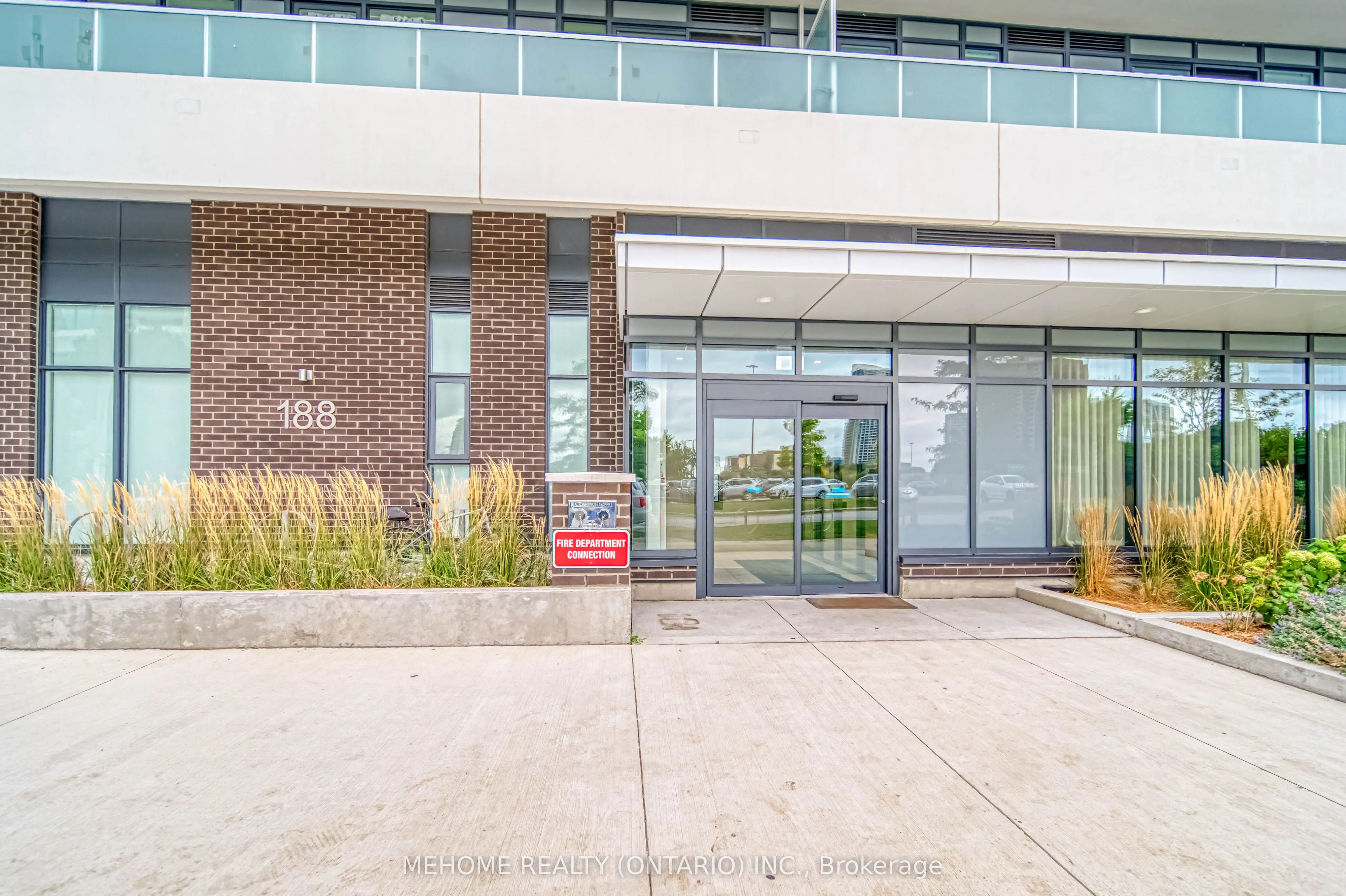 188 Fairview Mall Drive, #2607