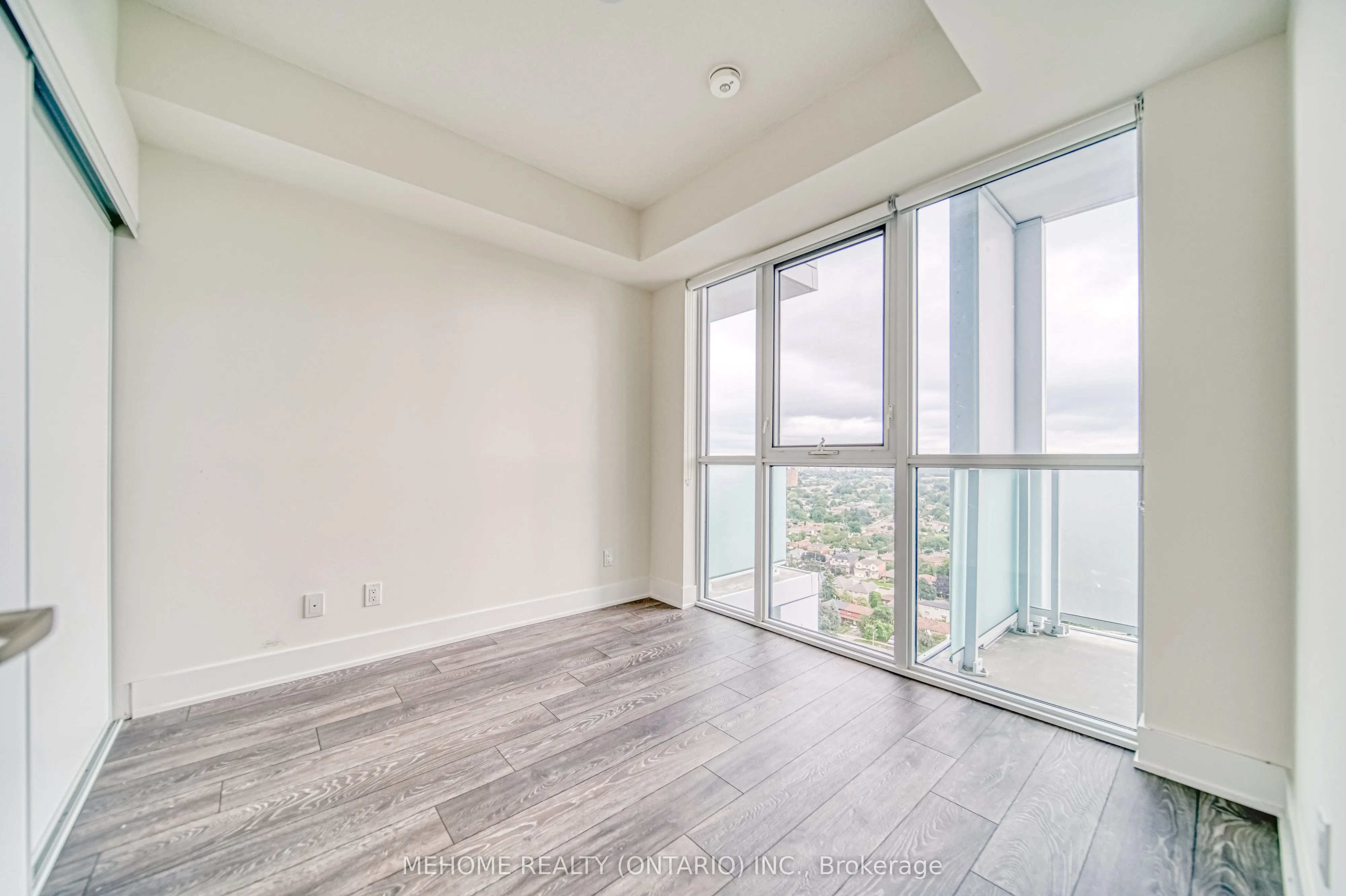 188 Fairview Mall Drive, #2607