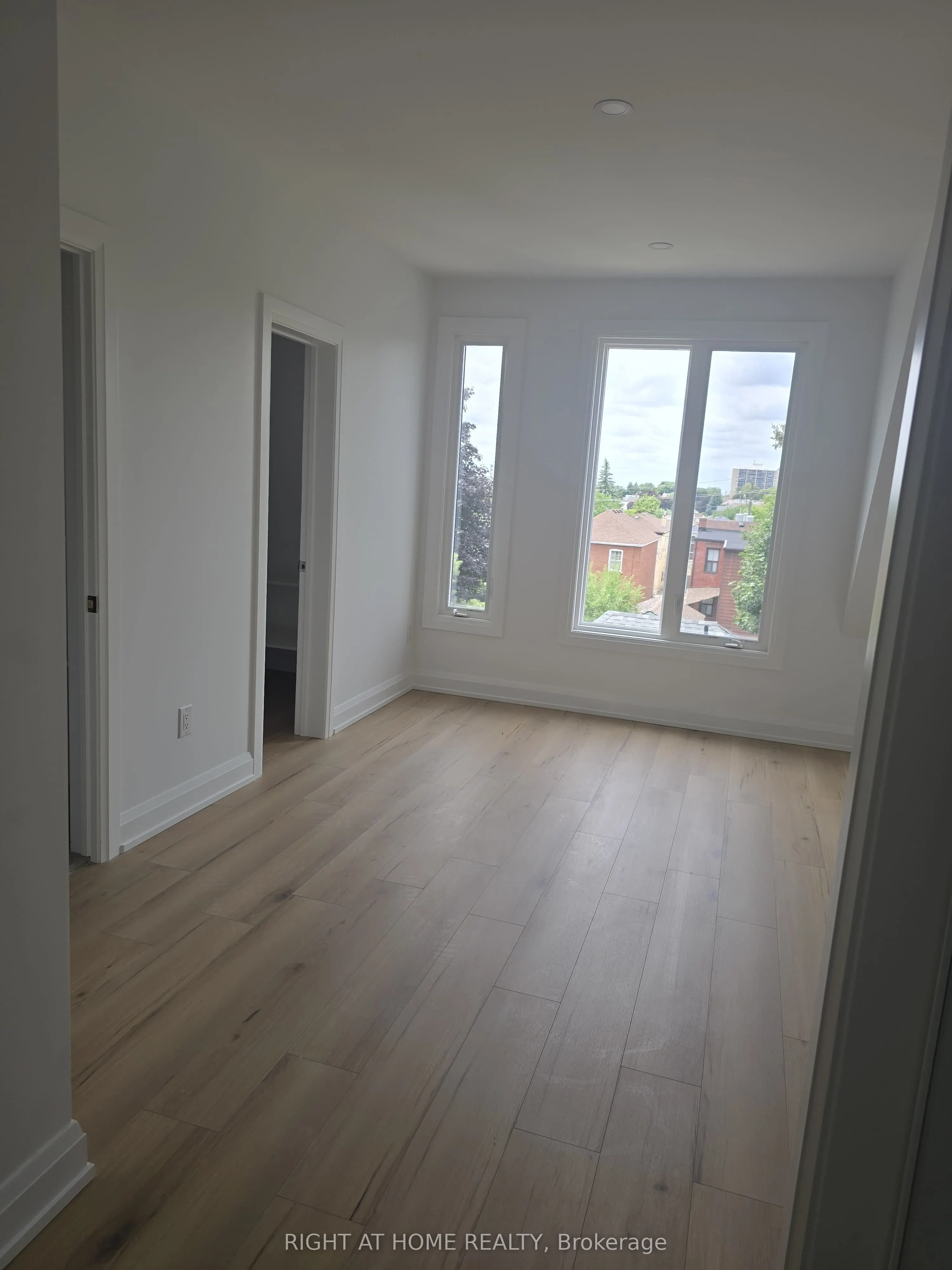 696 Winona Drive, #3