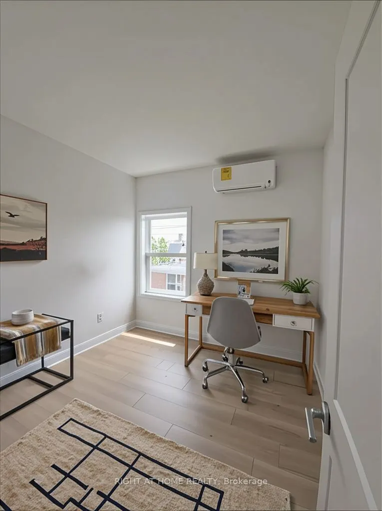 696 Winona Drive, #3