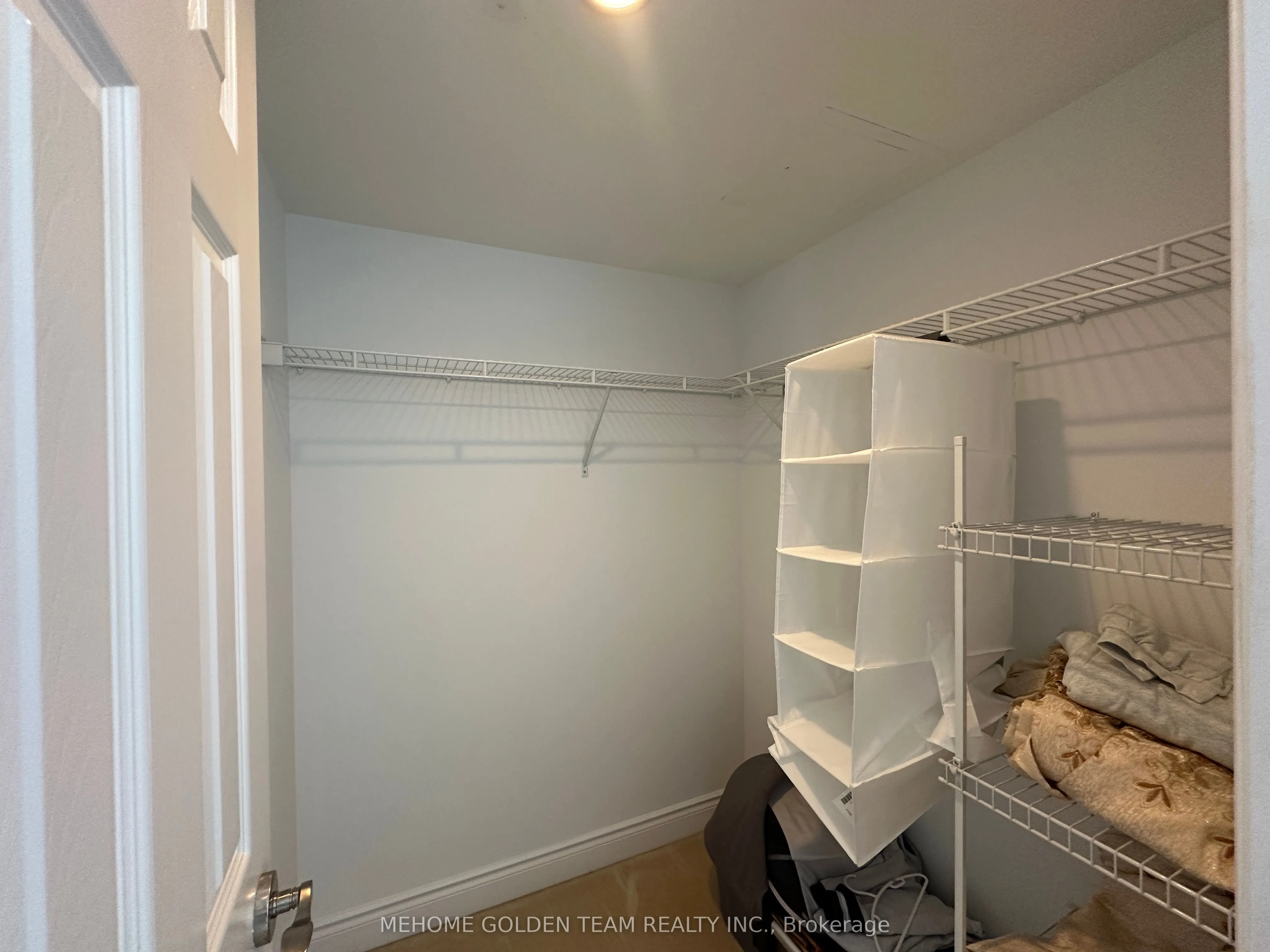 25 Greenview Avenue, #1926
