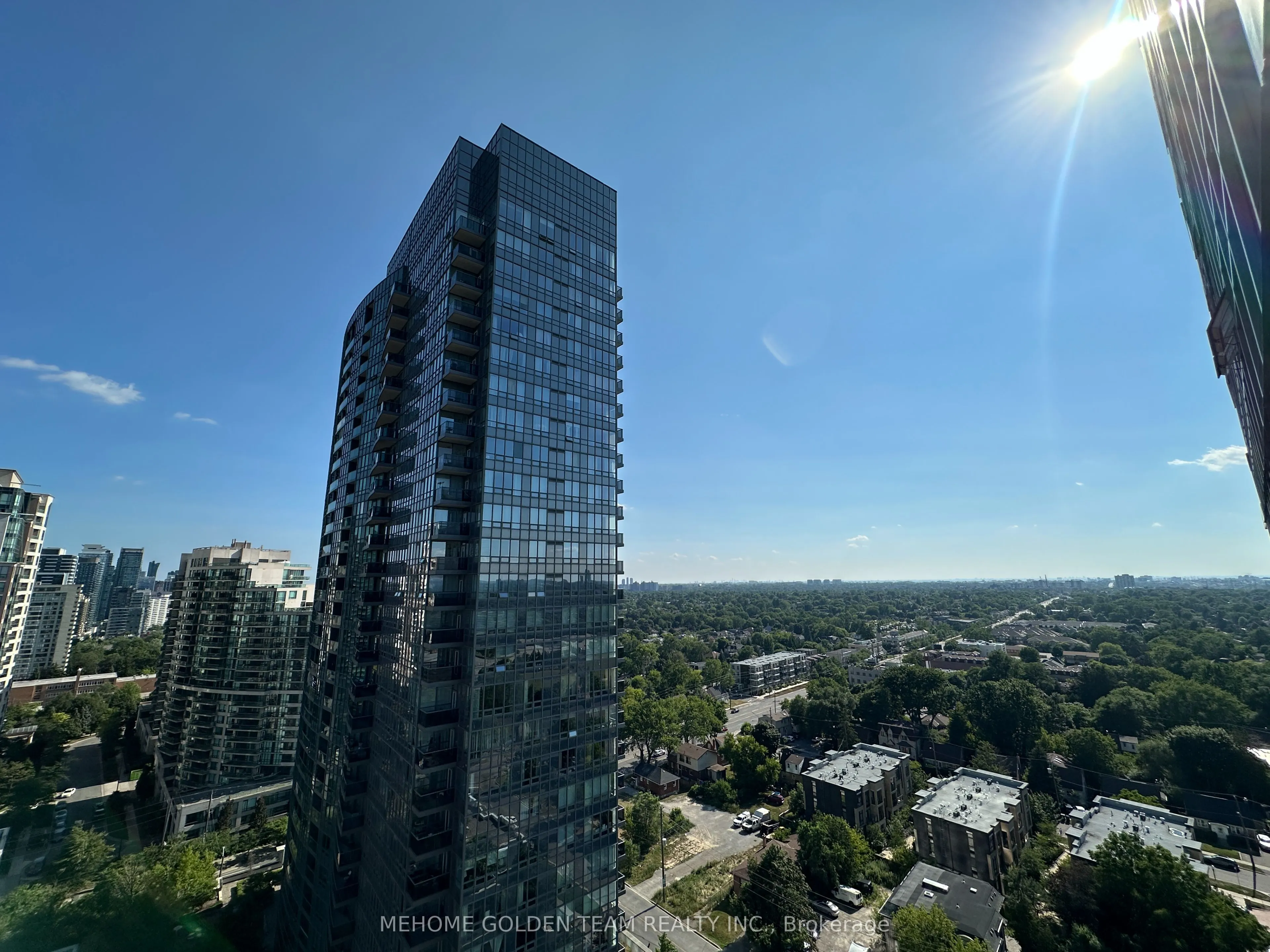 25 Greenview Avenue, #1926