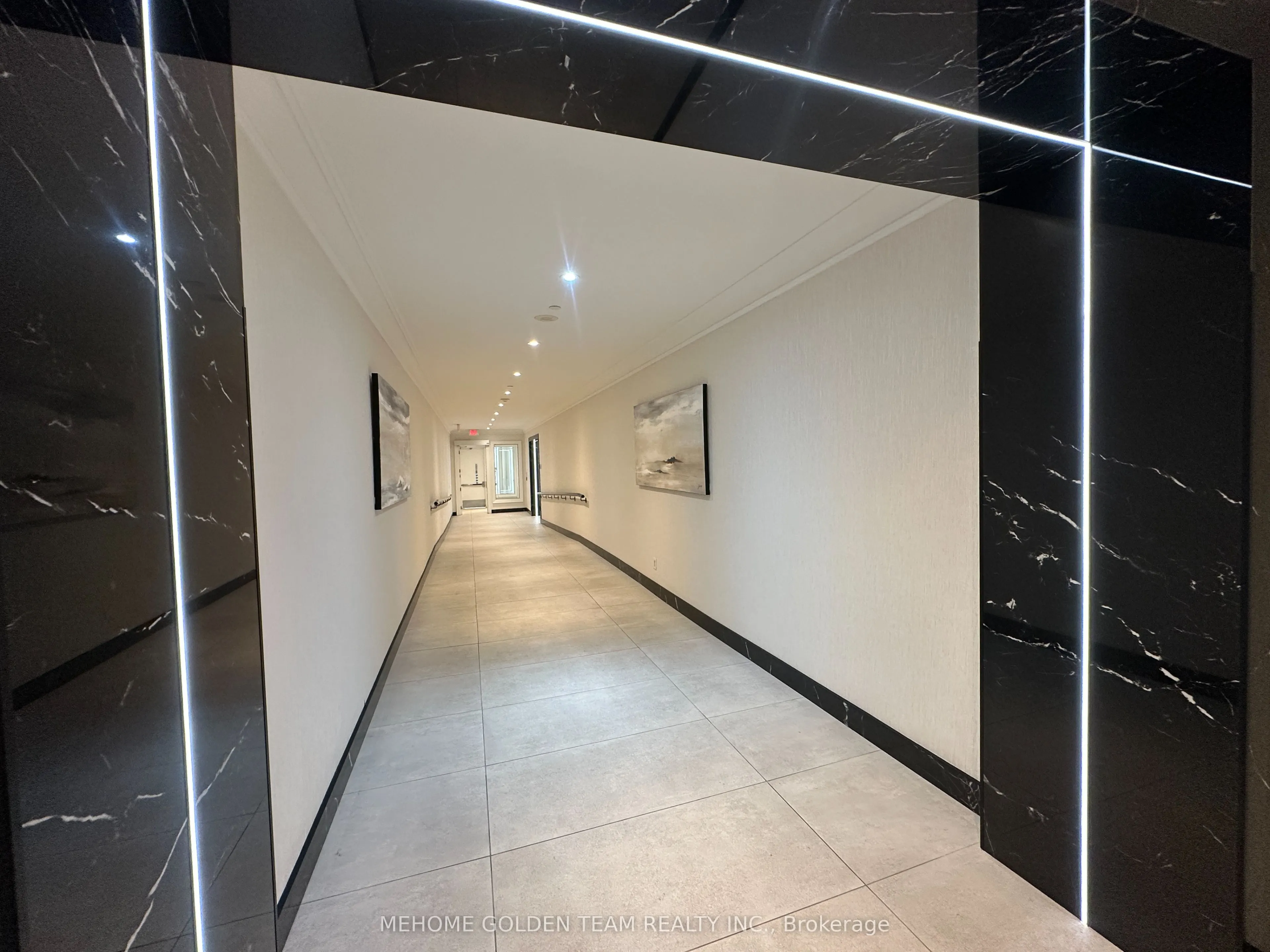 25 Greenview Avenue, #1926