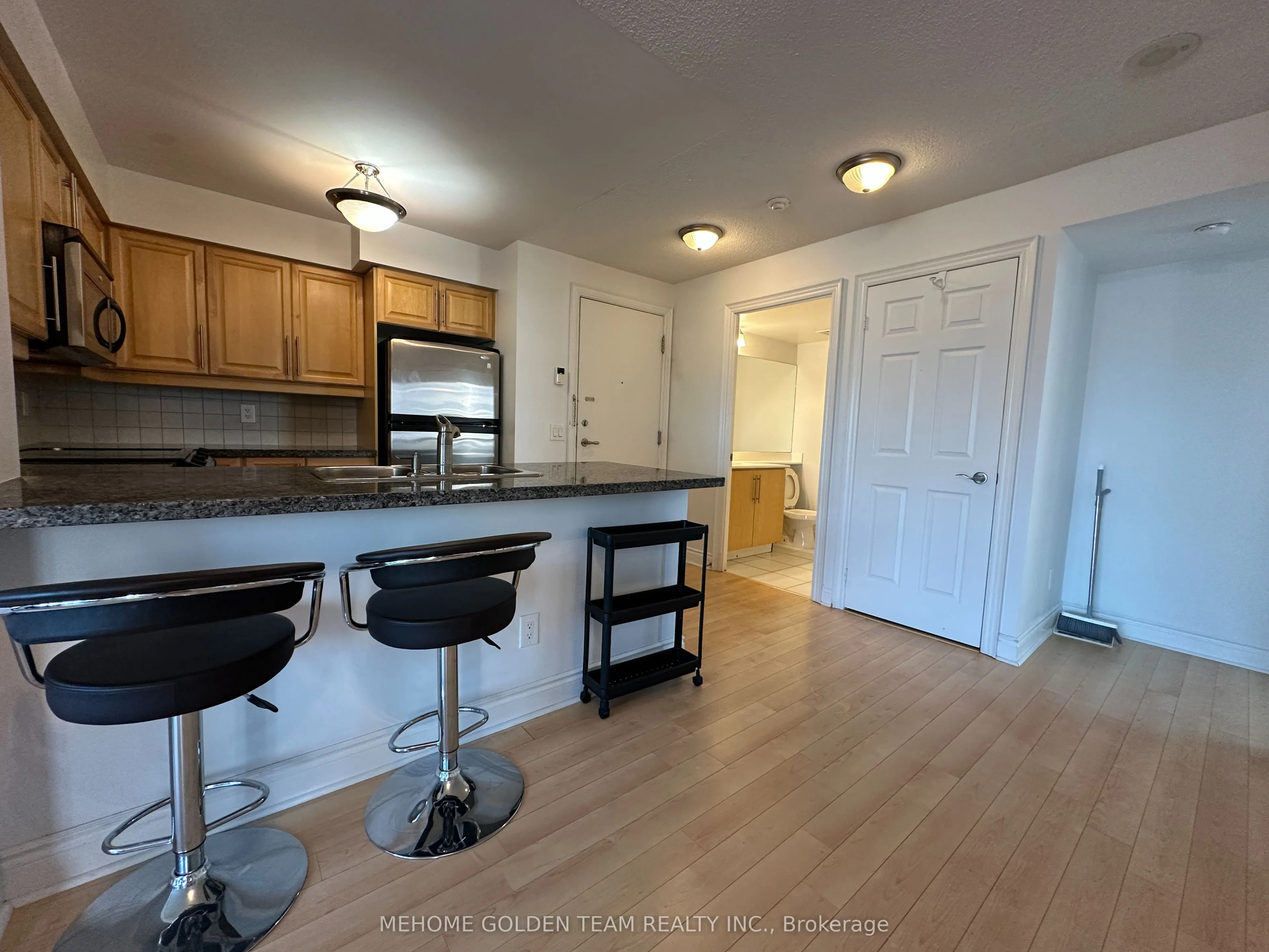 25 Greenview Avenue, #1926