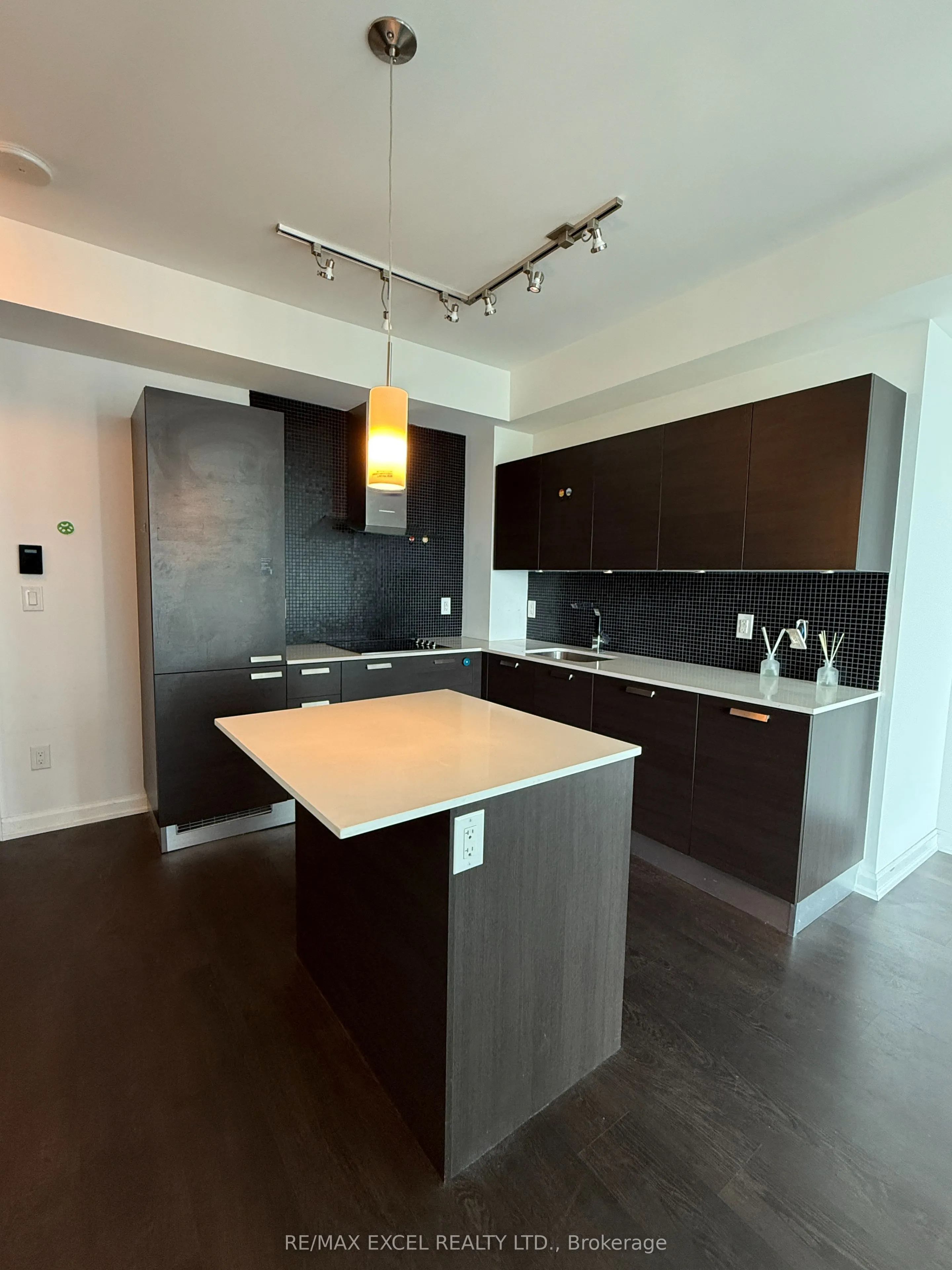 9 Bogert Avenue, #1801