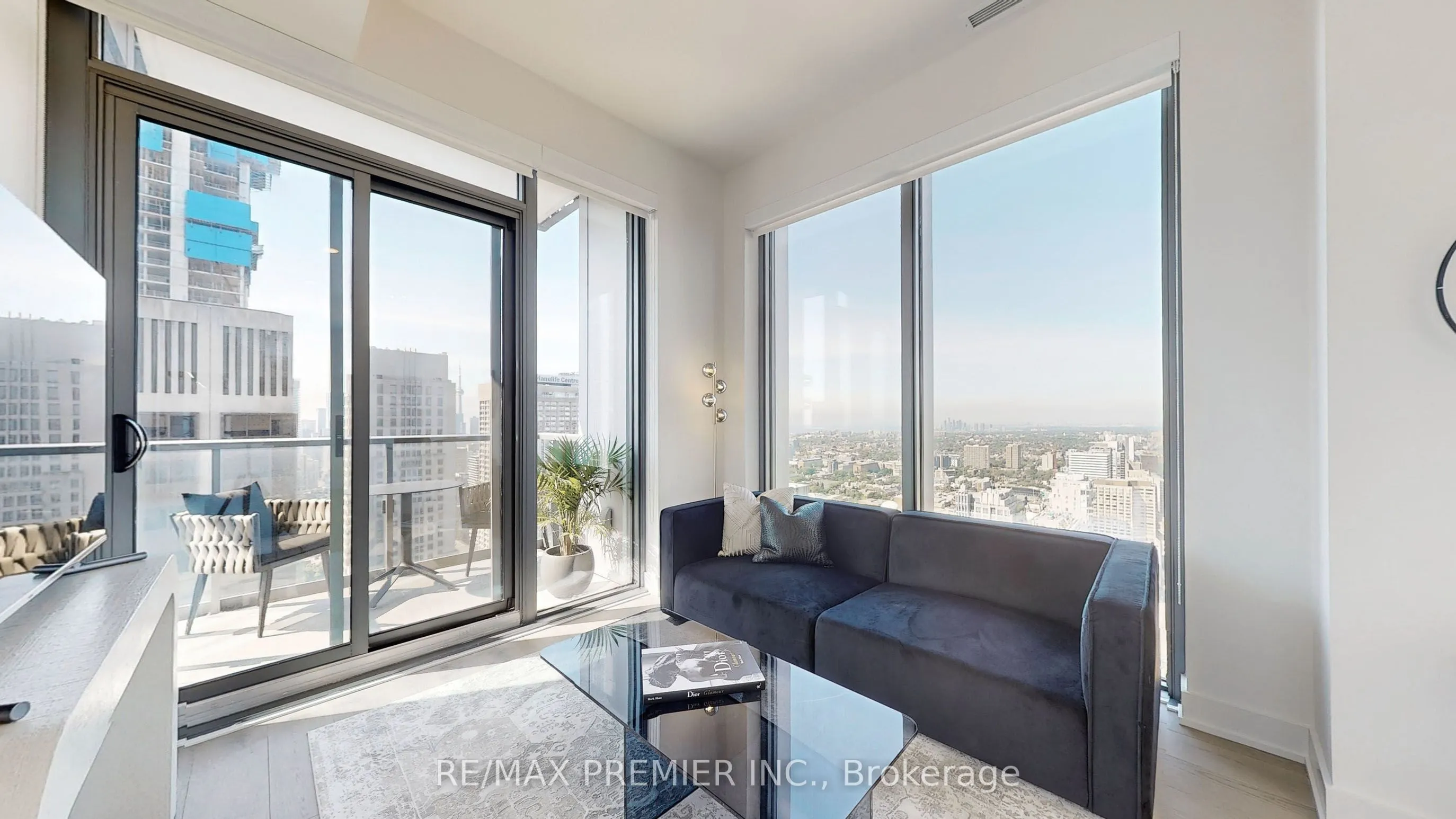 8 Cumberland Street, #4403