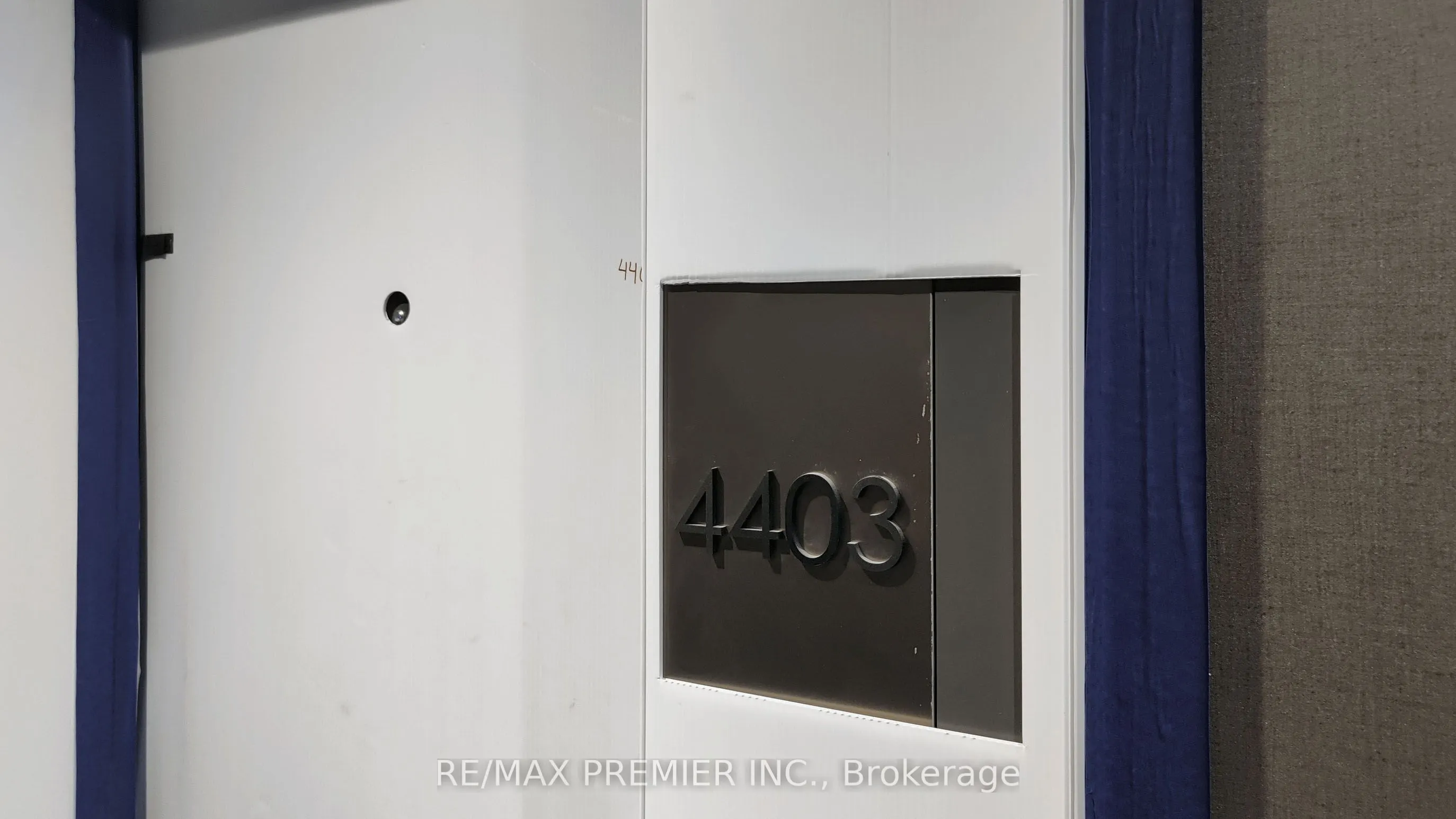 8 Cumberland Street, #4403