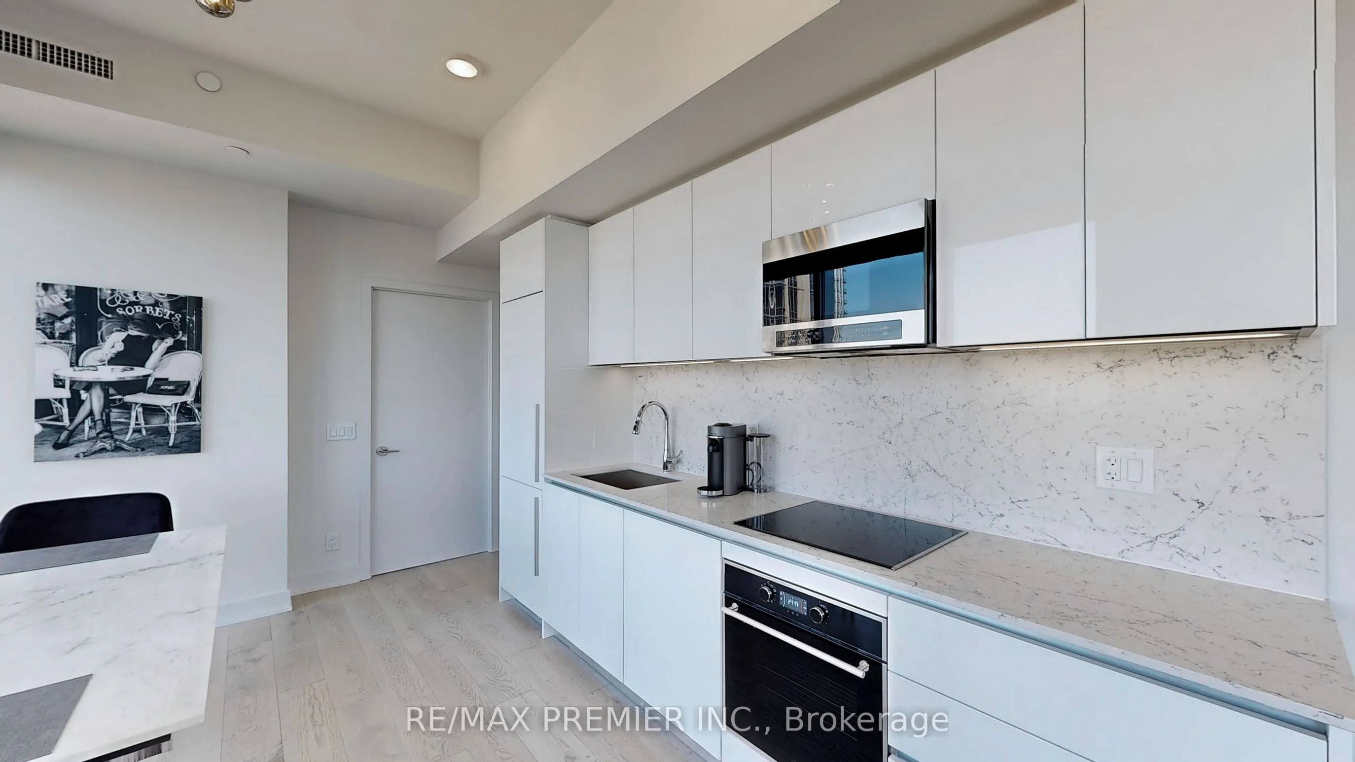 8 Cumberland Street, #4403