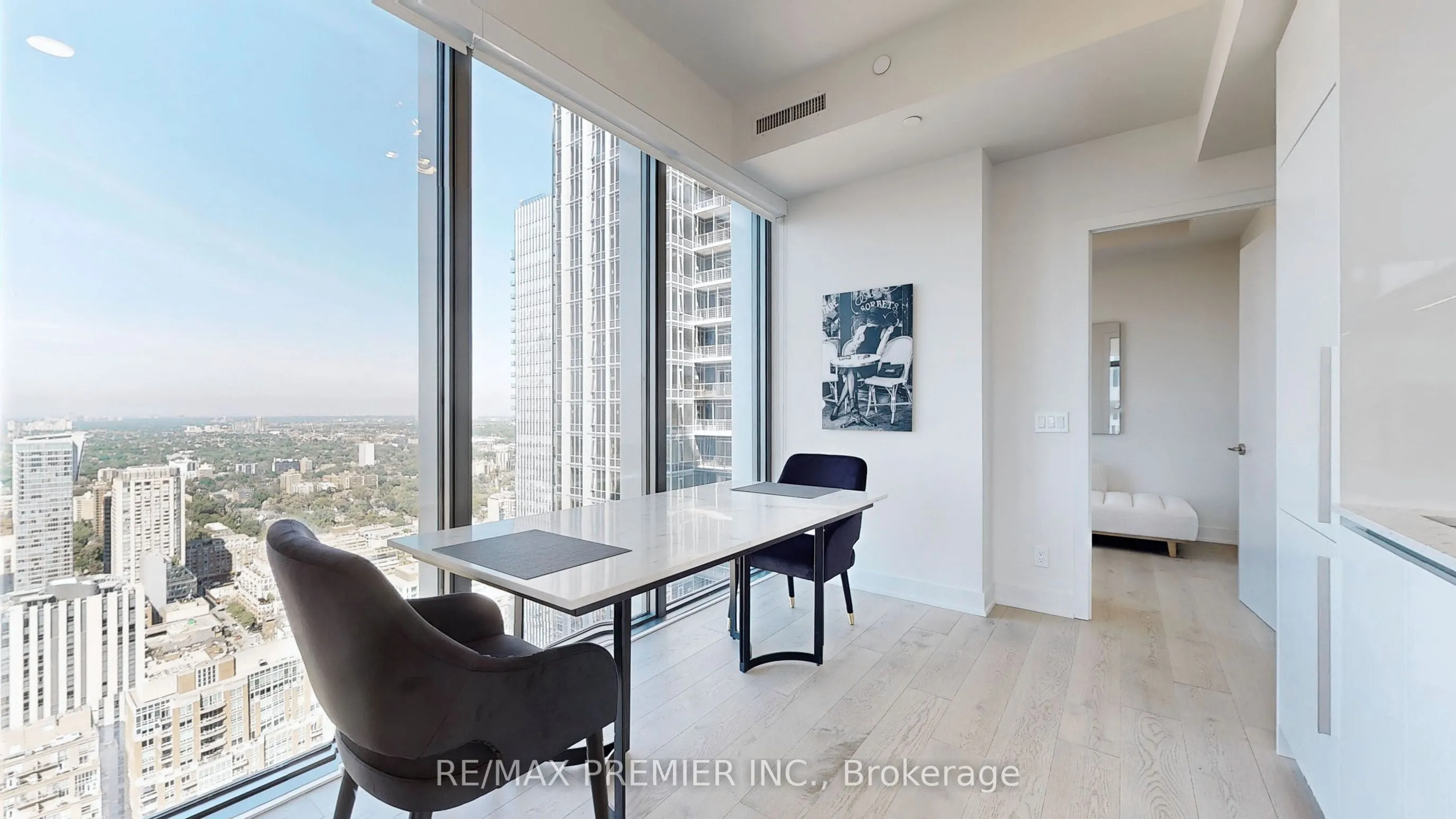 8 Cumberland Street, #4403