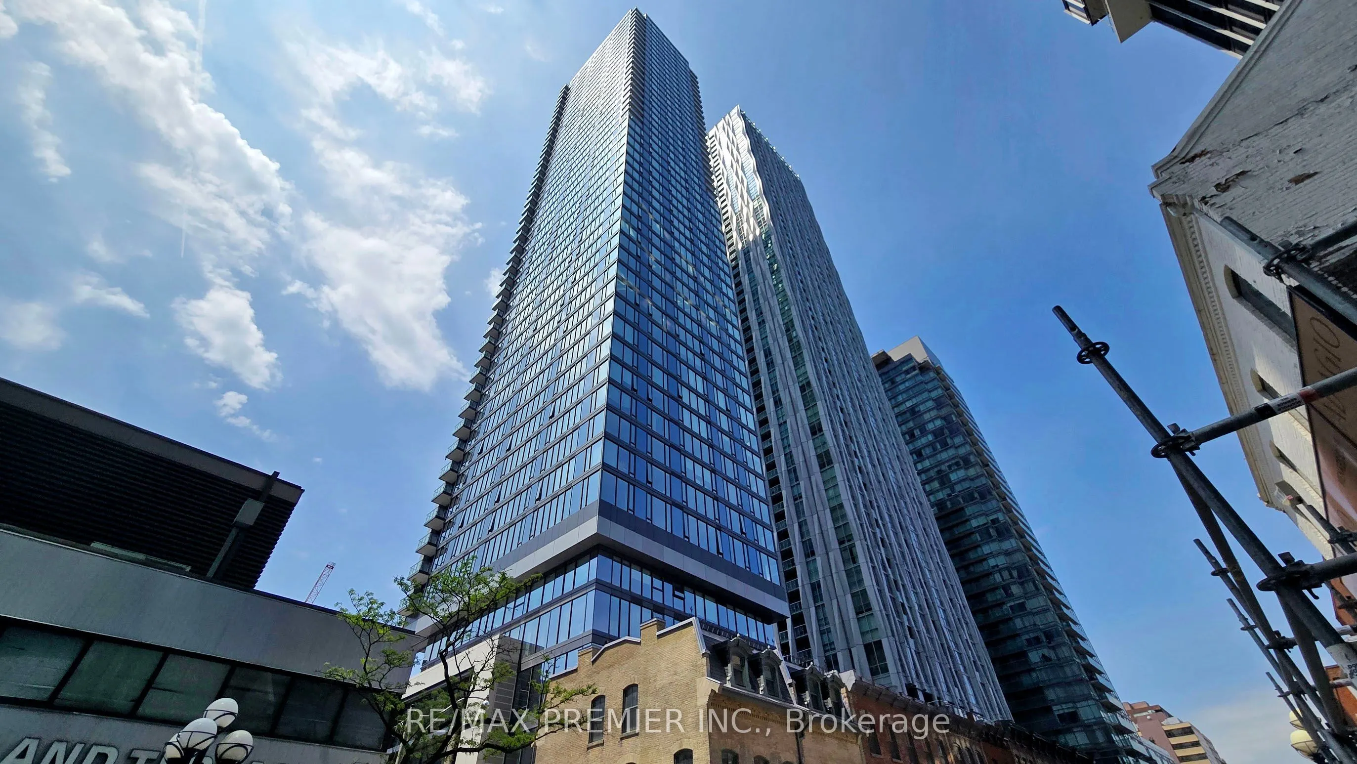8 Cumberland Street, #4403