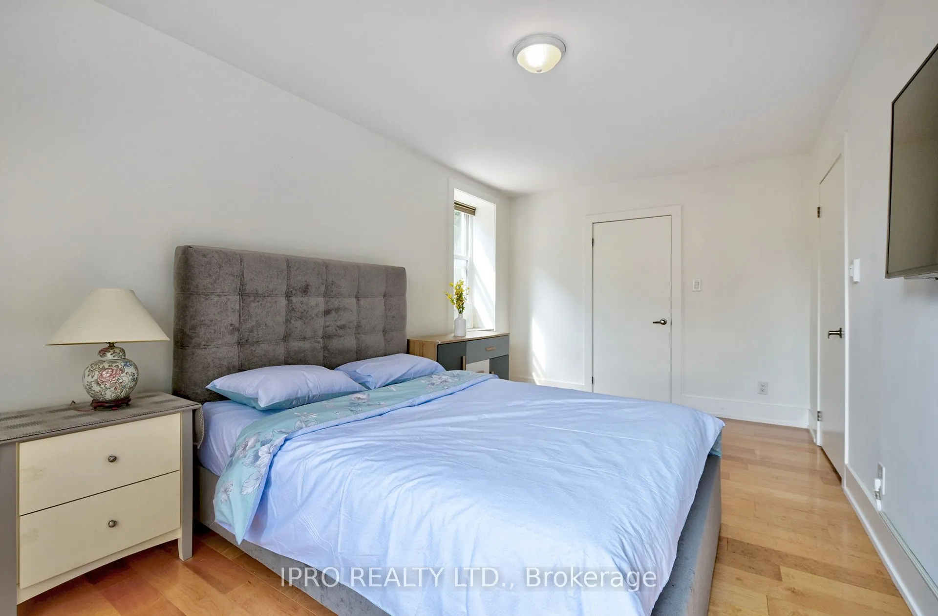 2603 Bathurst Street, #101