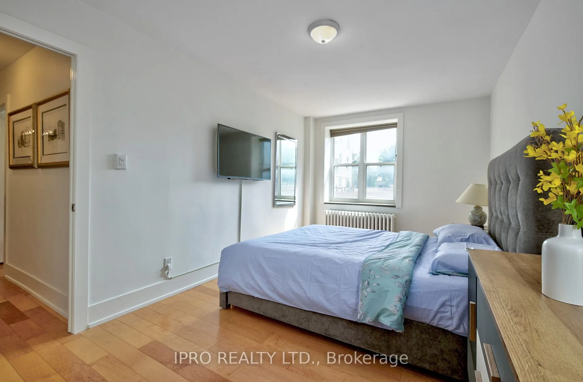 2603 Bathurst Street, #101