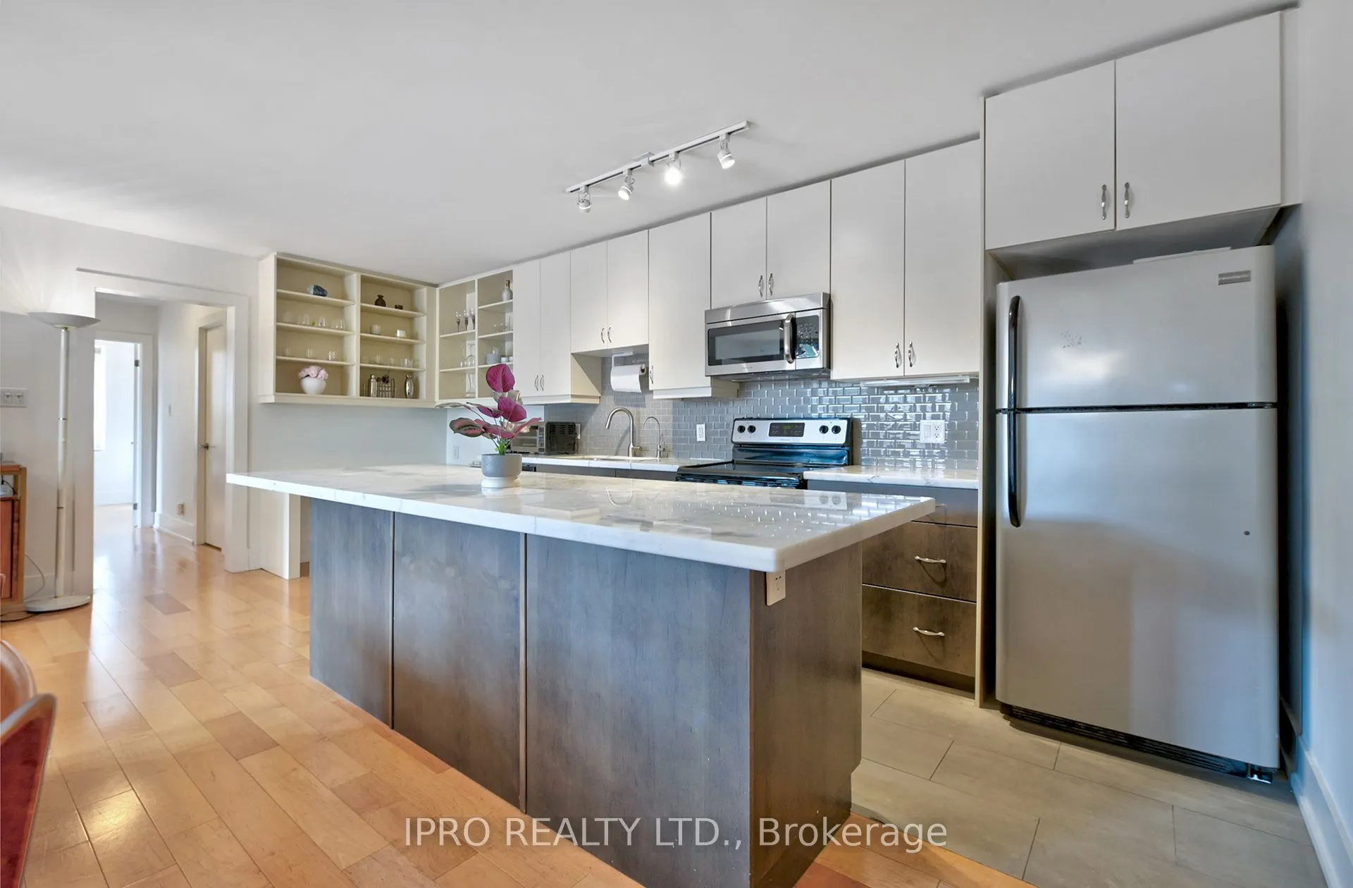 2603 Bathurst Street, #101