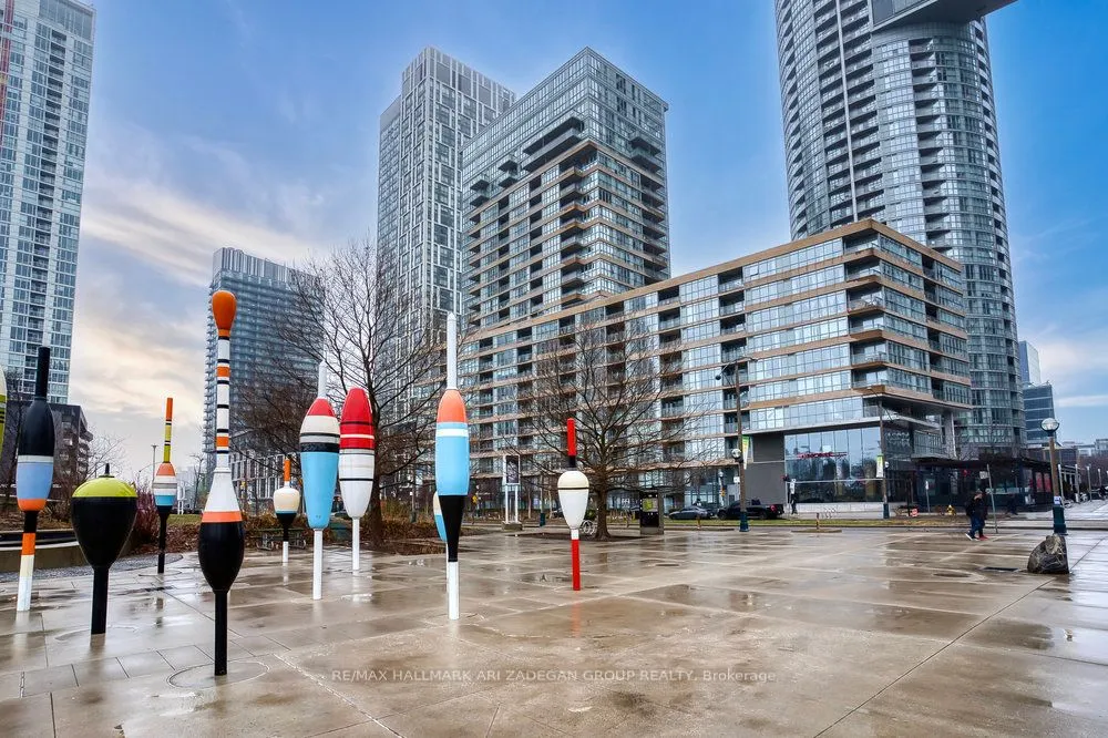 151 Dan Leckie Way, #601