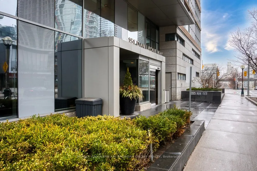 151 Dan Leckie Way, #601