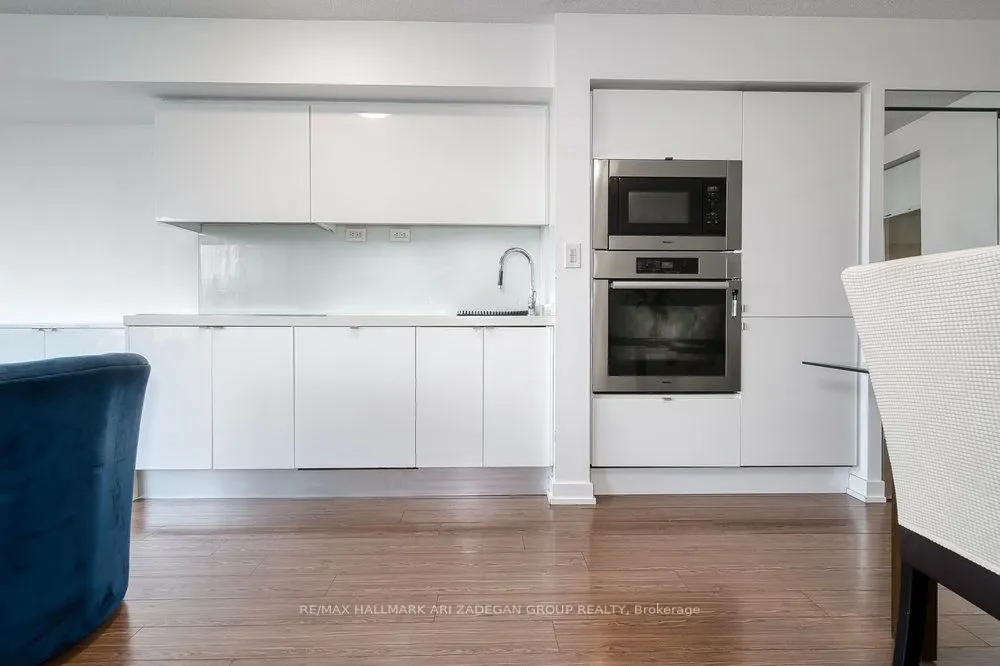 151 Dan Leckie Way, #601