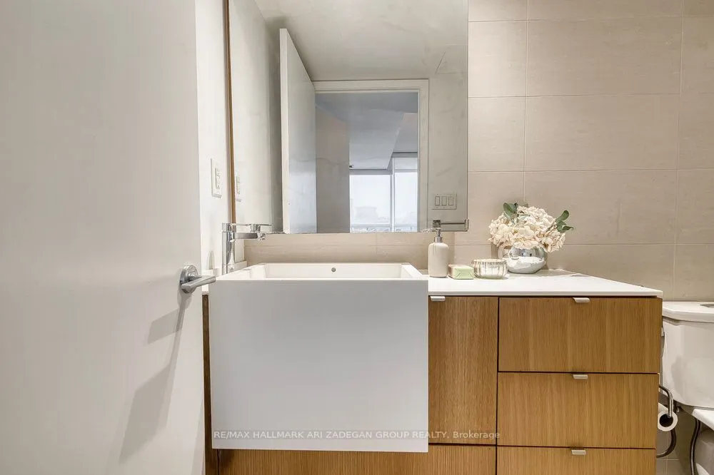 151 Dan Leckie Way, #601