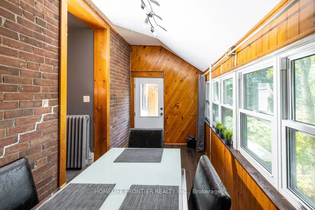 506 Markham Street, #2F