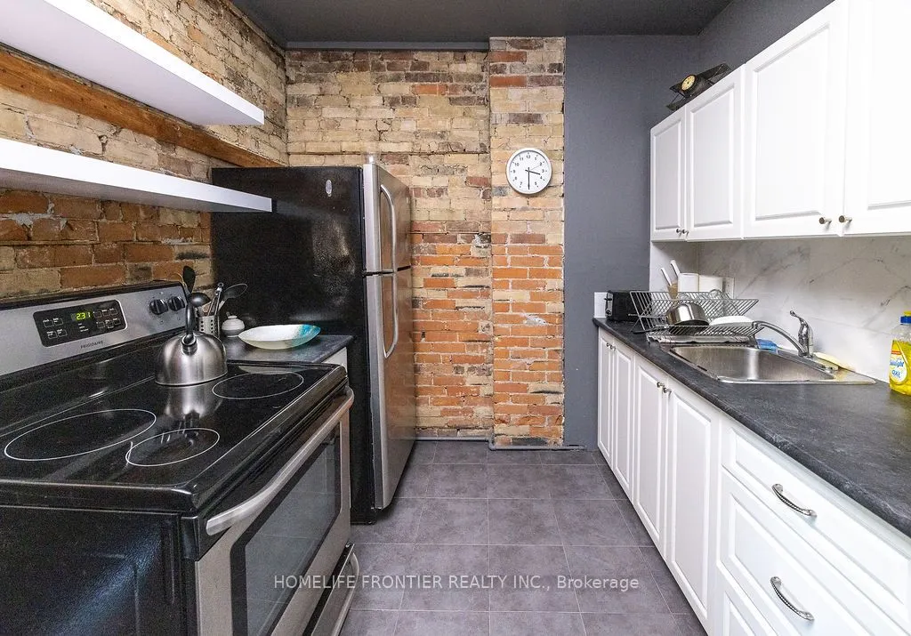 506 Markham Street, #2F