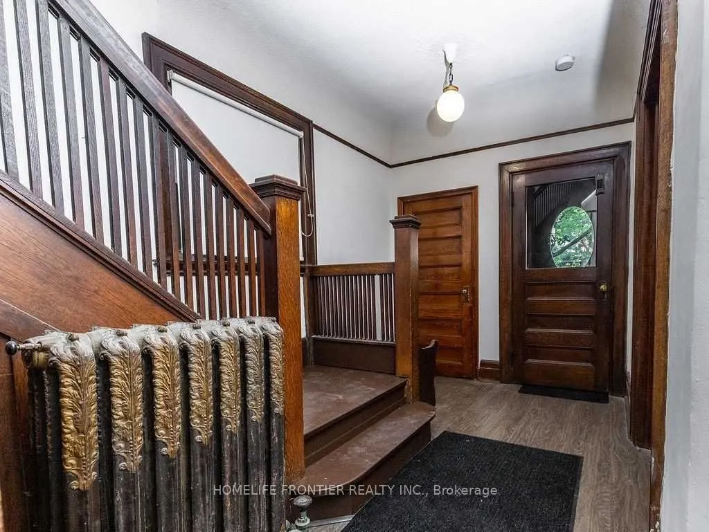 506 Markham Street, #2F