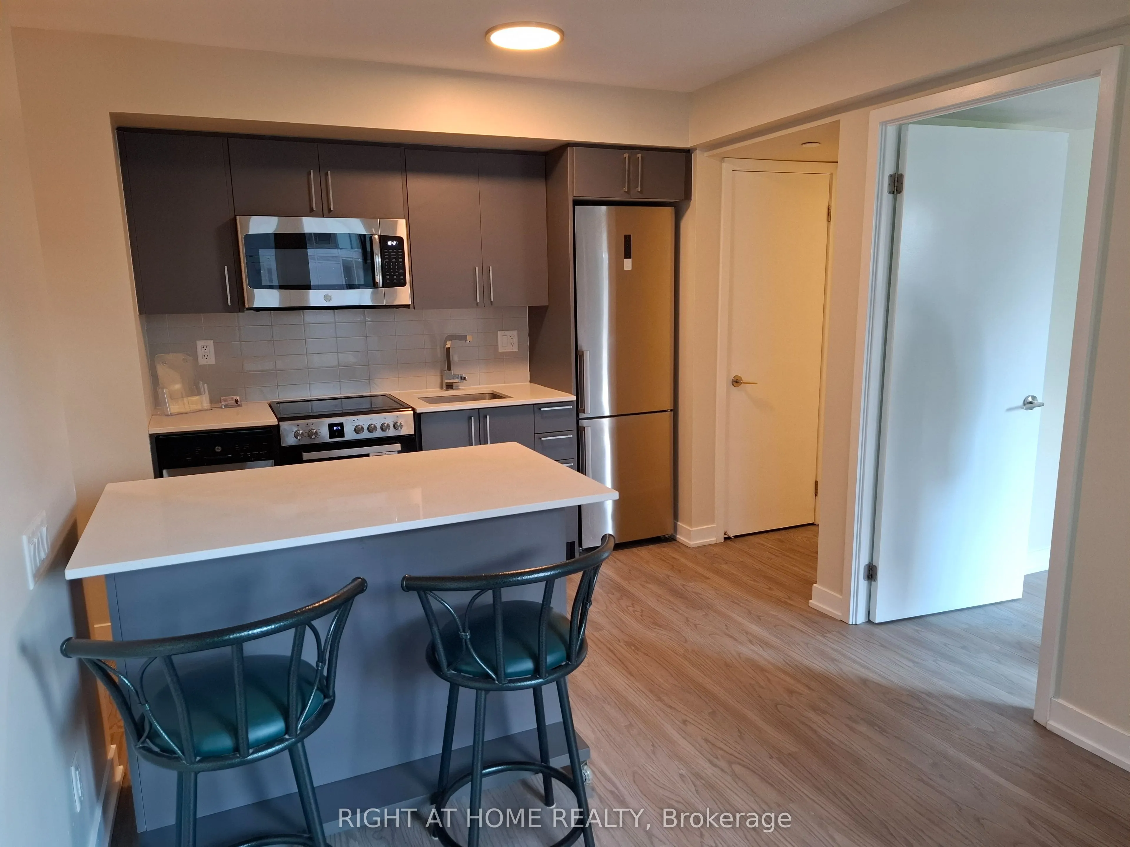 38 Monte Kwinter Court, #425