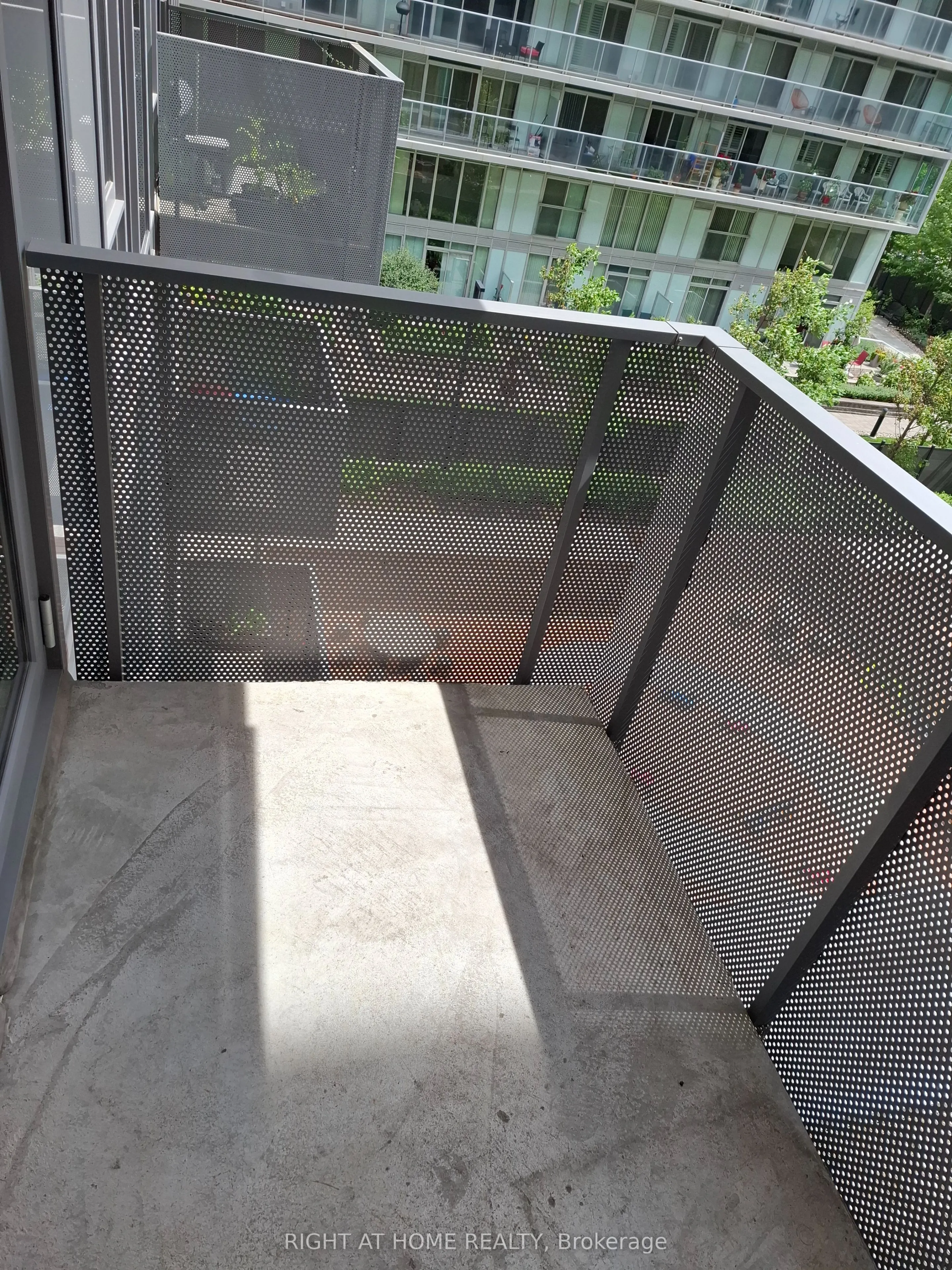 38 Monte Kwinter Court, #425
