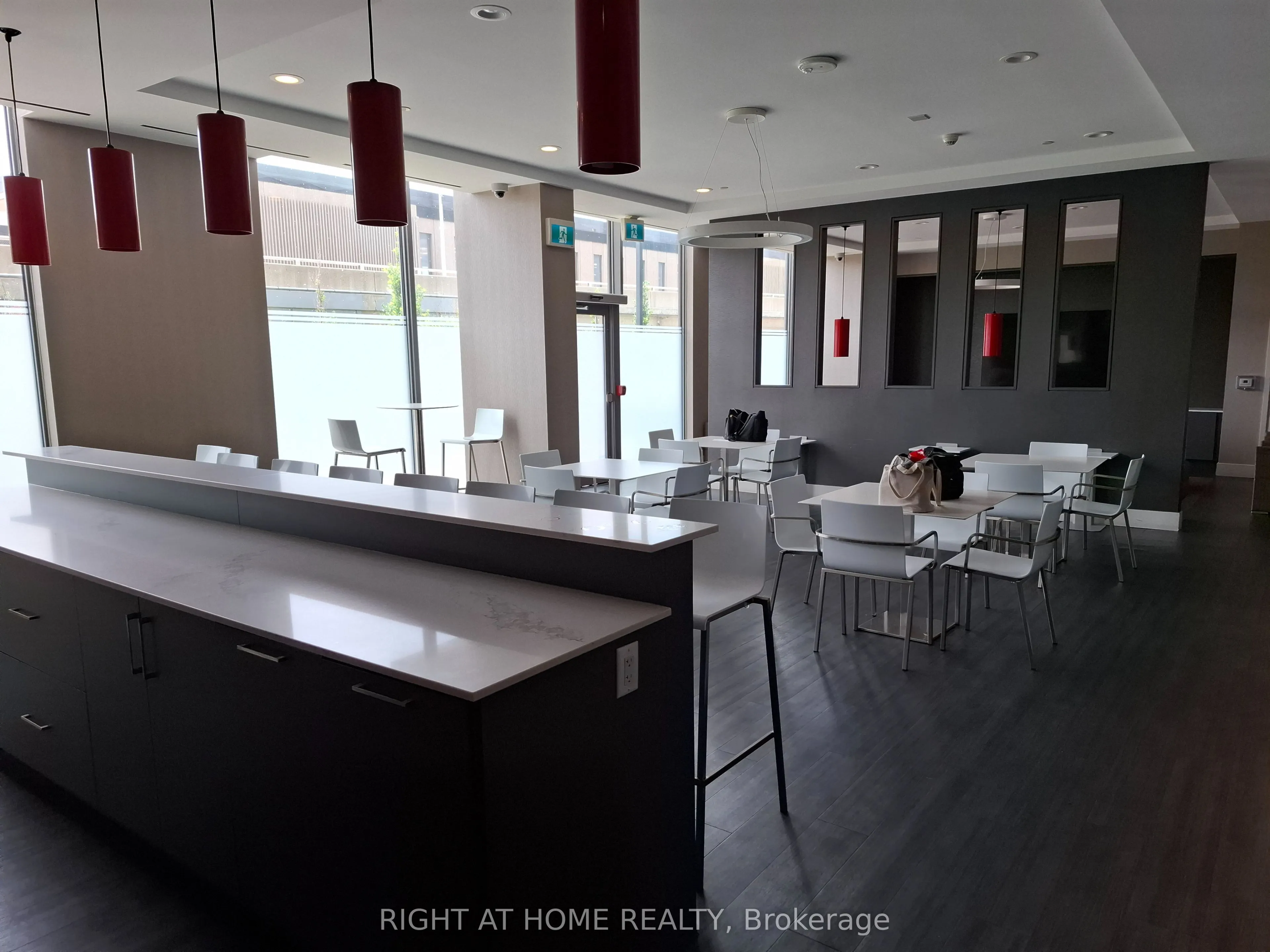 38 Monte Kwinter Court, #425