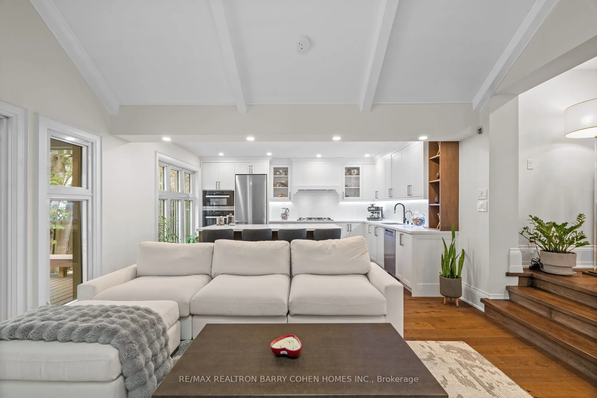 32 Beechwood Avenue