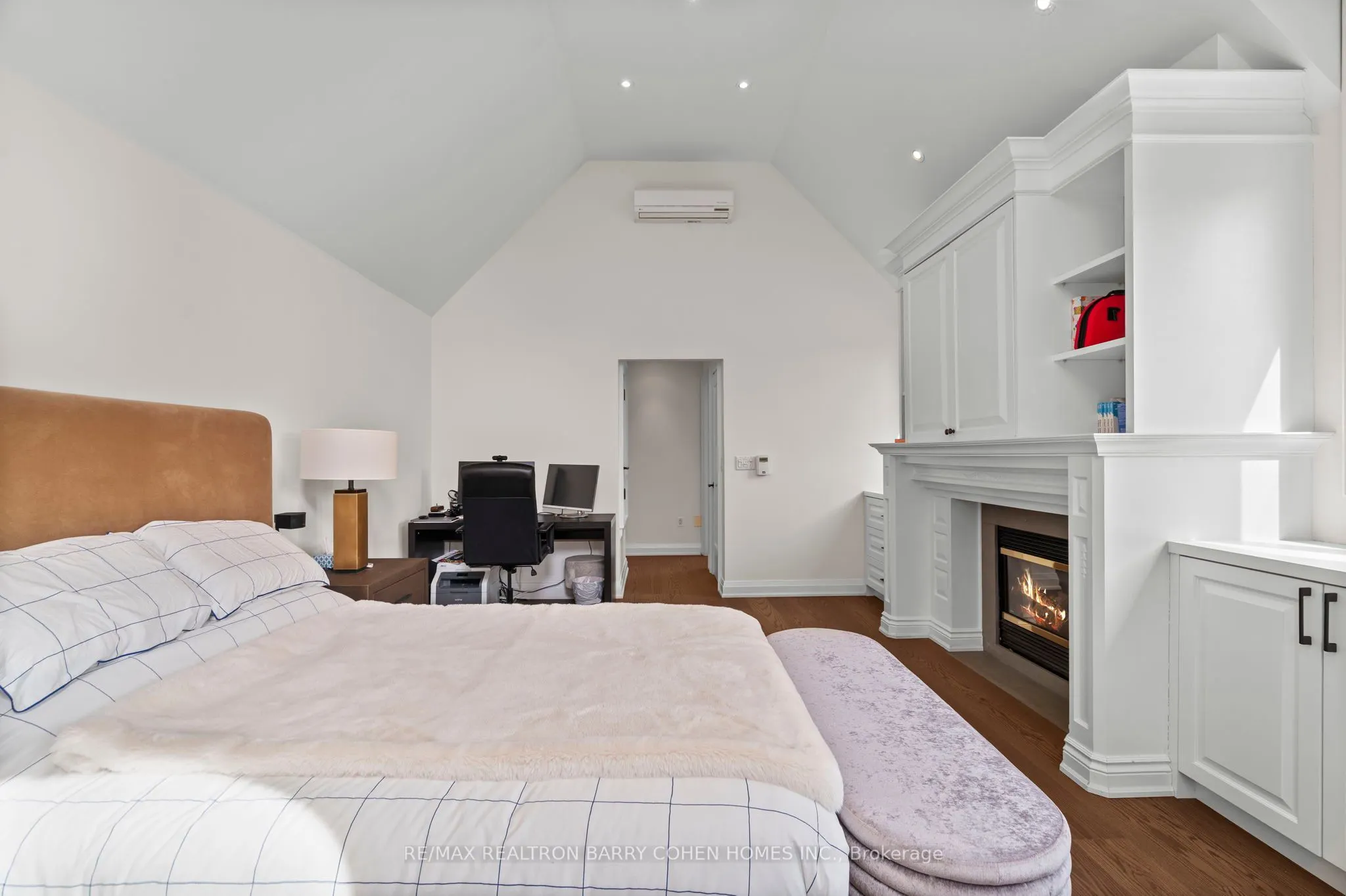 32 Beechwood Avenue