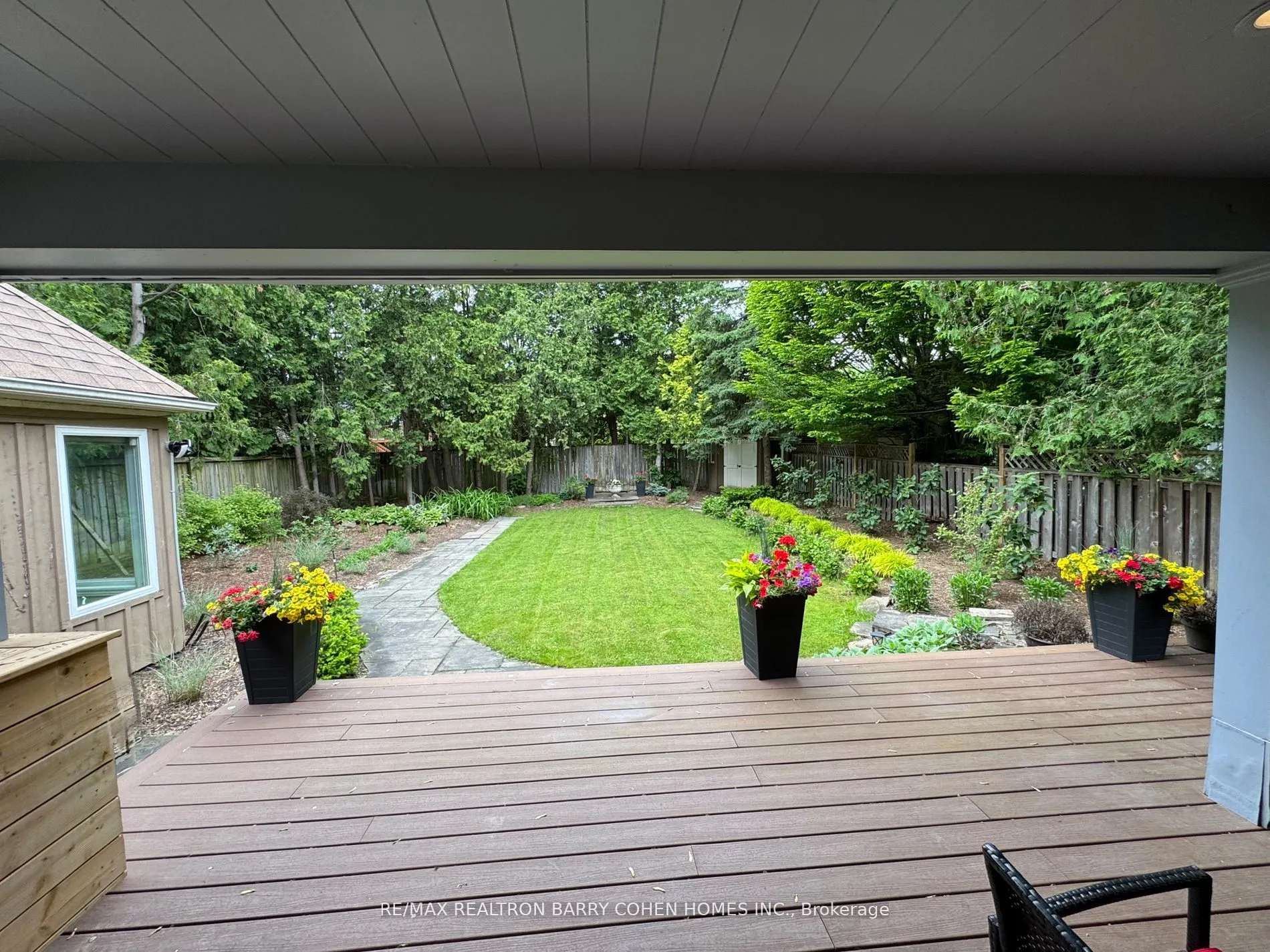 32 Beechwood Avenue