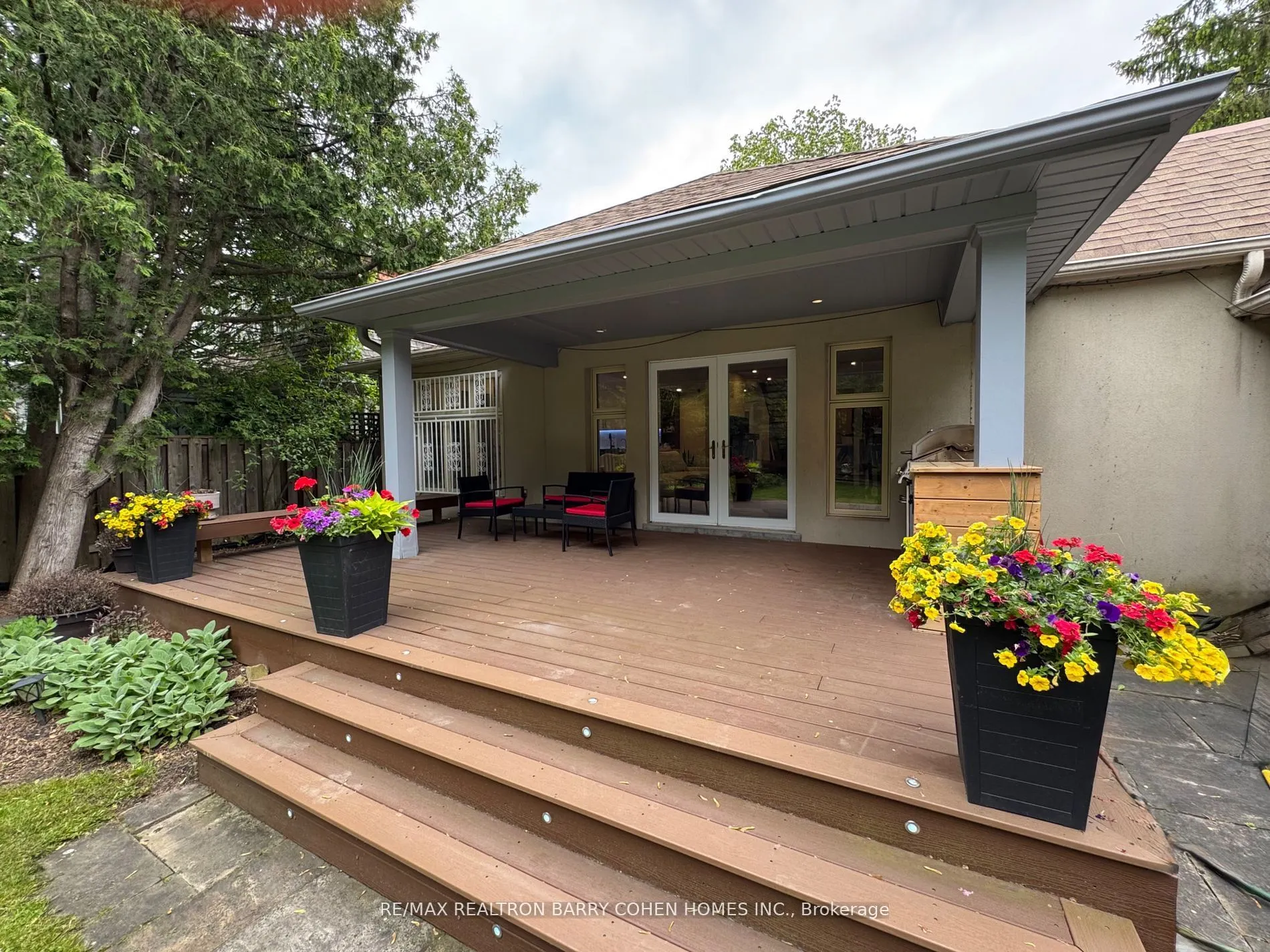 32 Beechwood Avenue