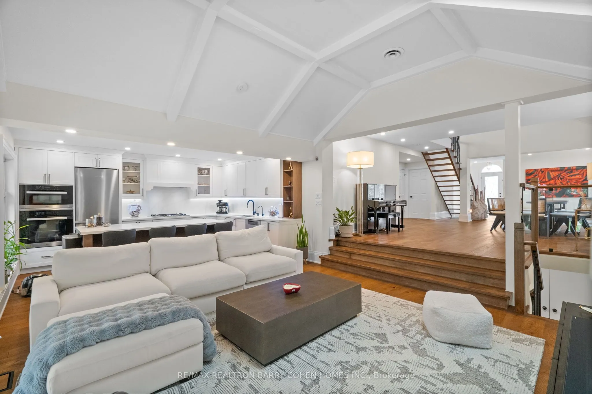 32 Beechwood Avenue
