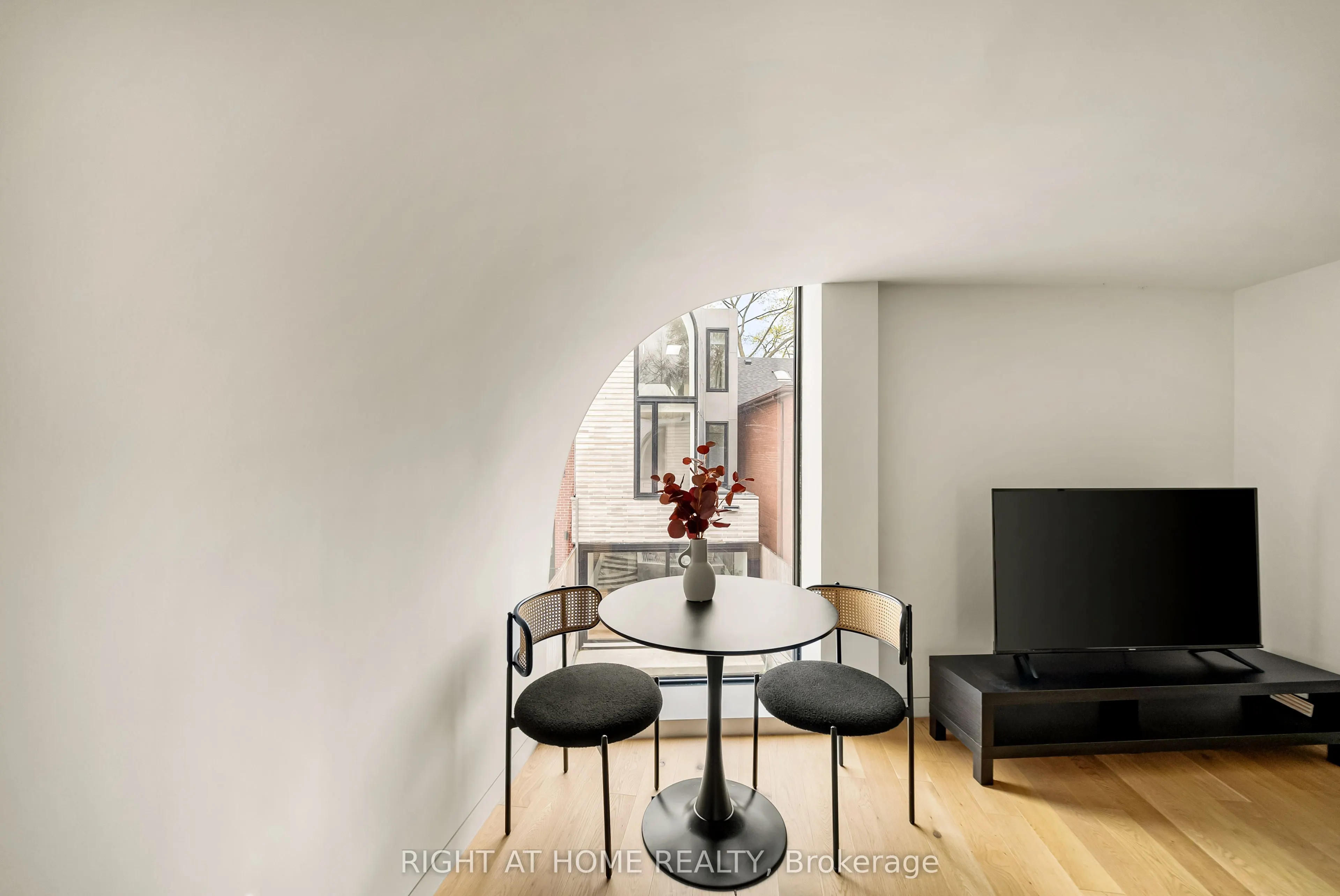 44 Foxley Street, #Laneway House