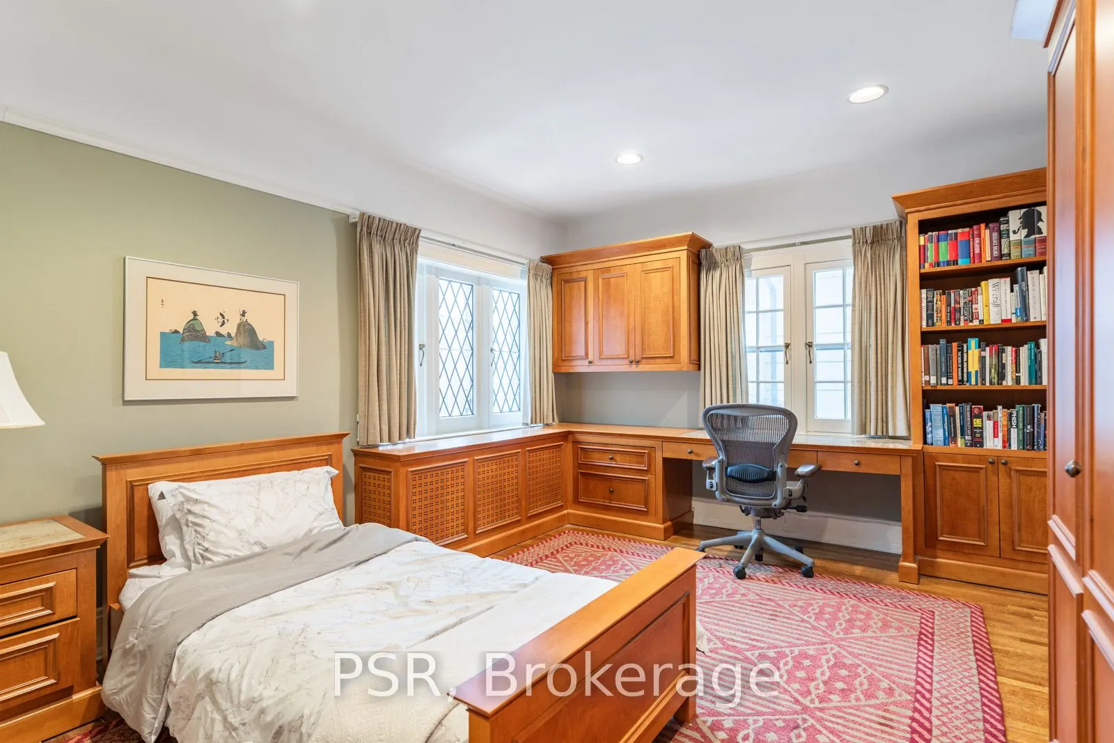 13 Old Forest Hill Road