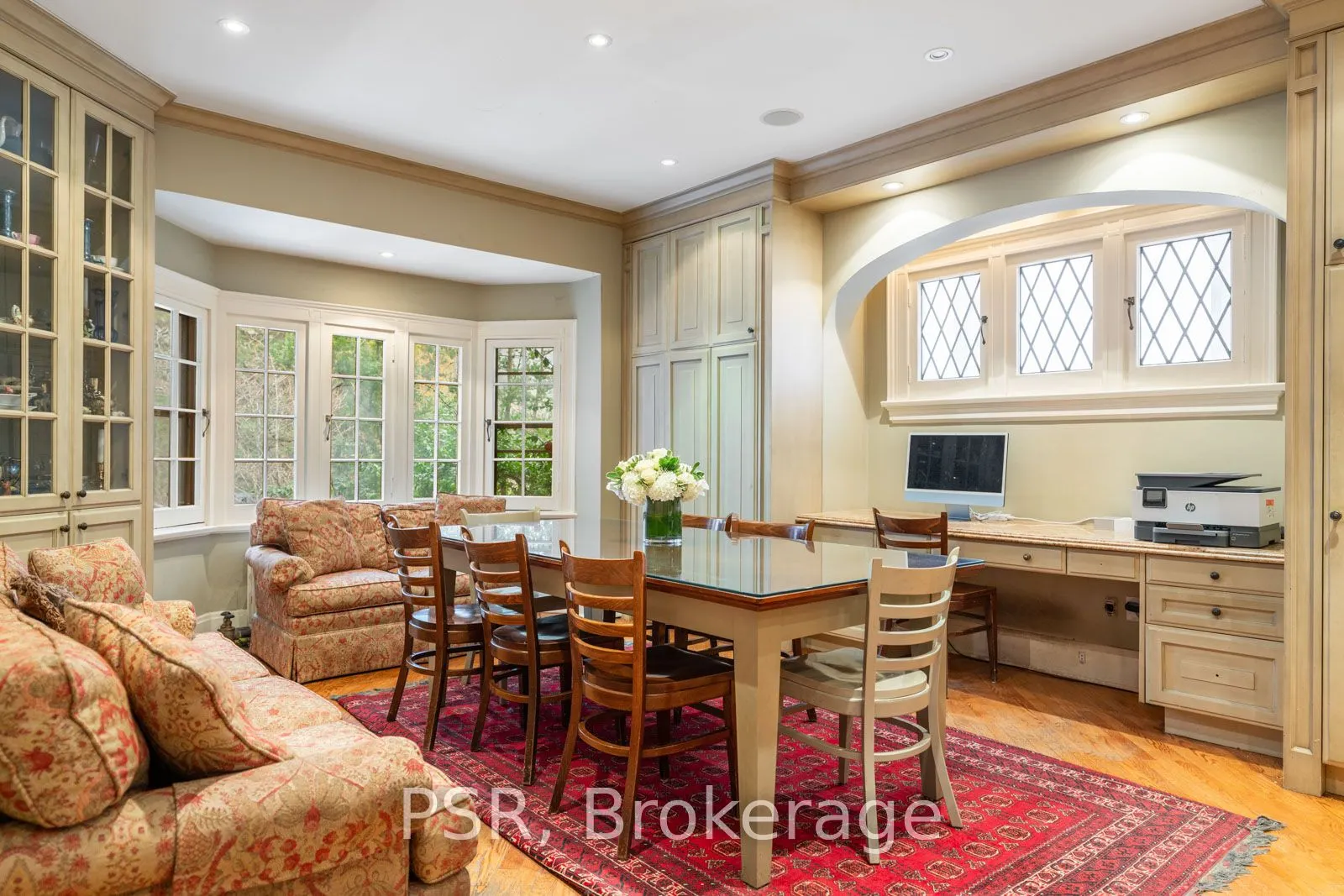 13 Old Forest Hill Road