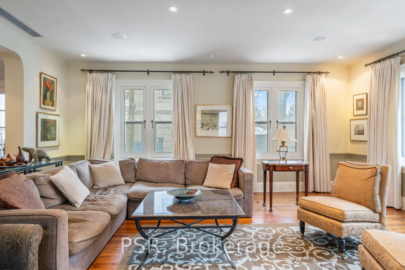 13 Old Forest Hill Road