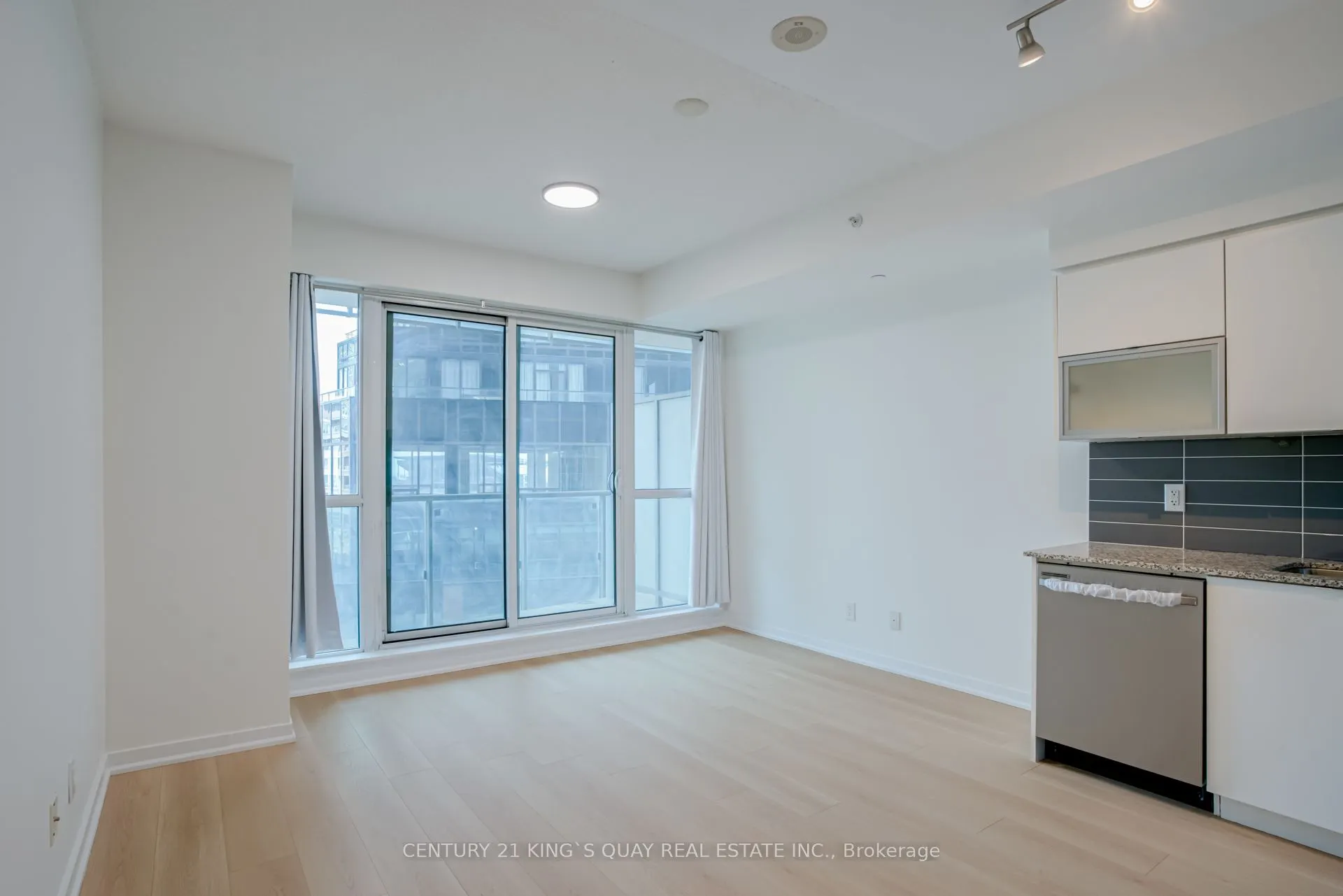 150 East Liberty Street, #708