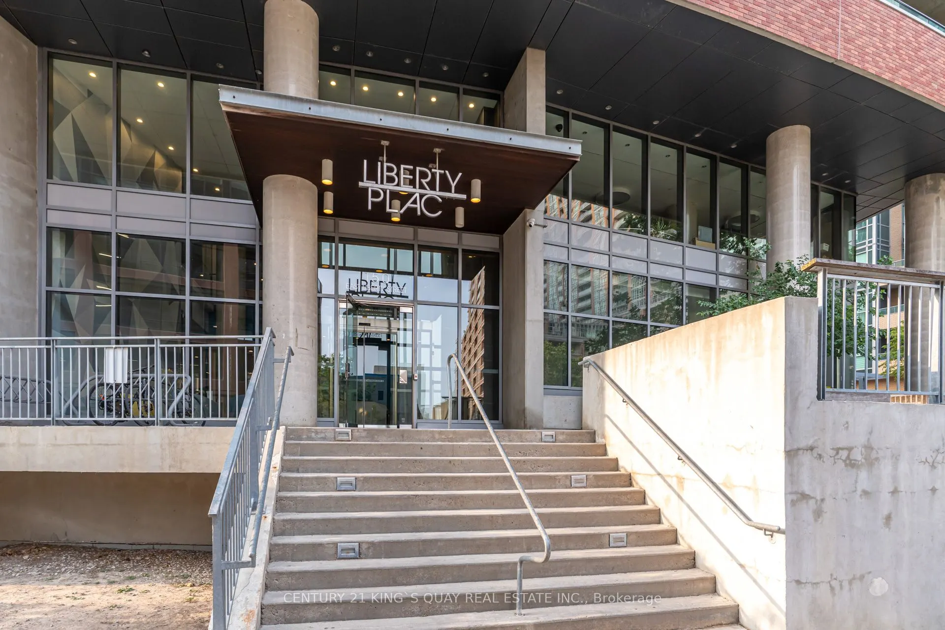 150 East Liberty Street, #708