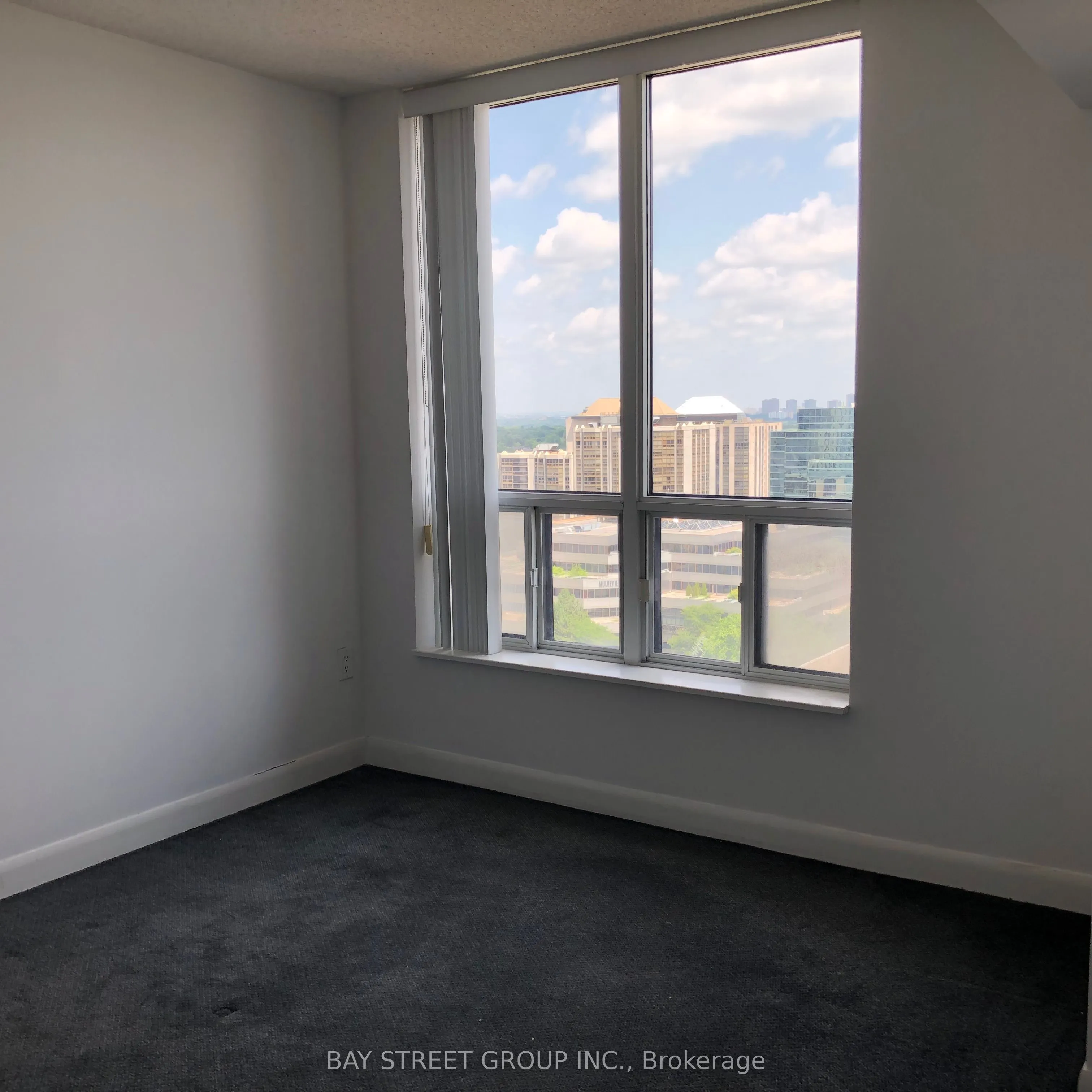 33 Sheppard Avenue E, #2000