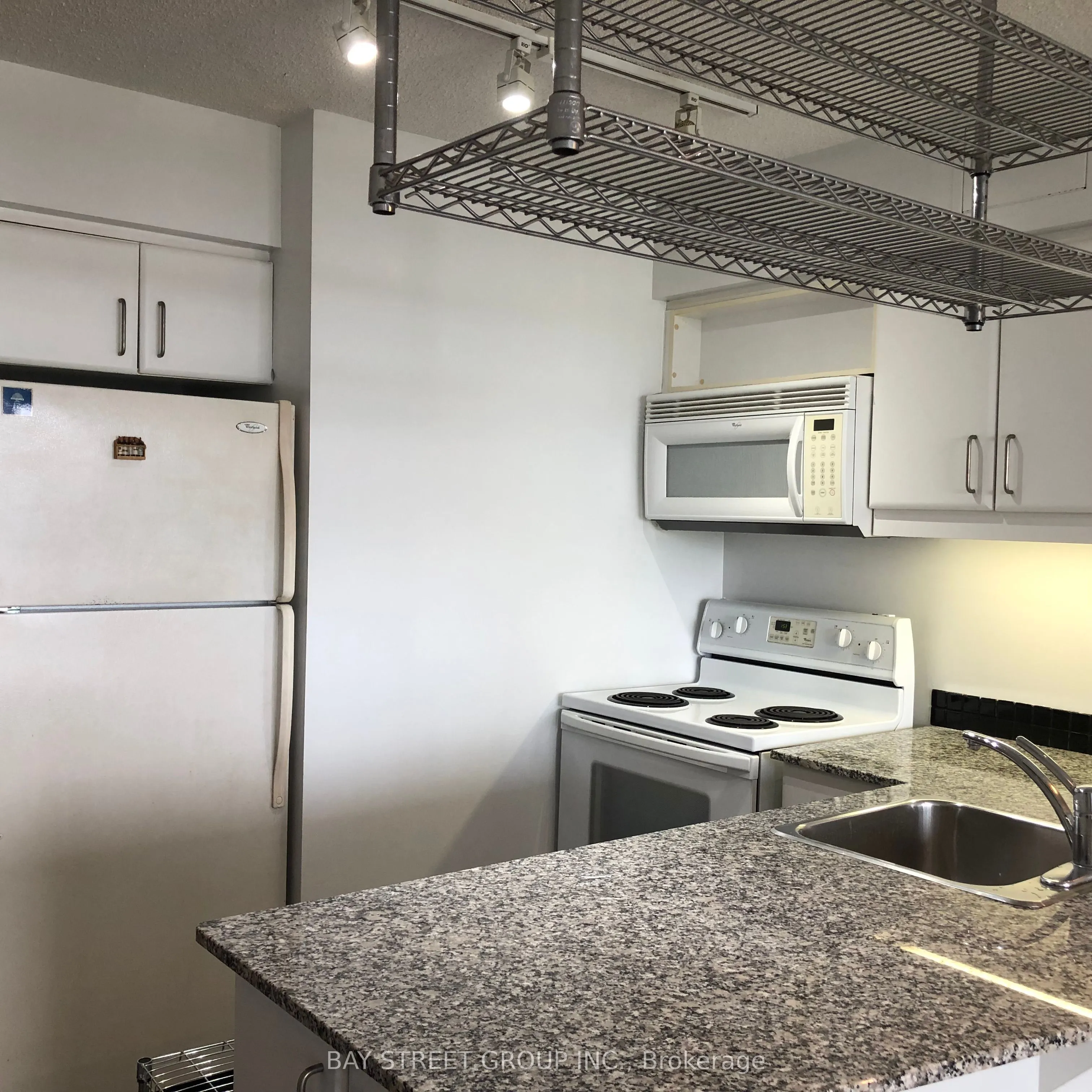 33 Sheppard Avenue E, #2000