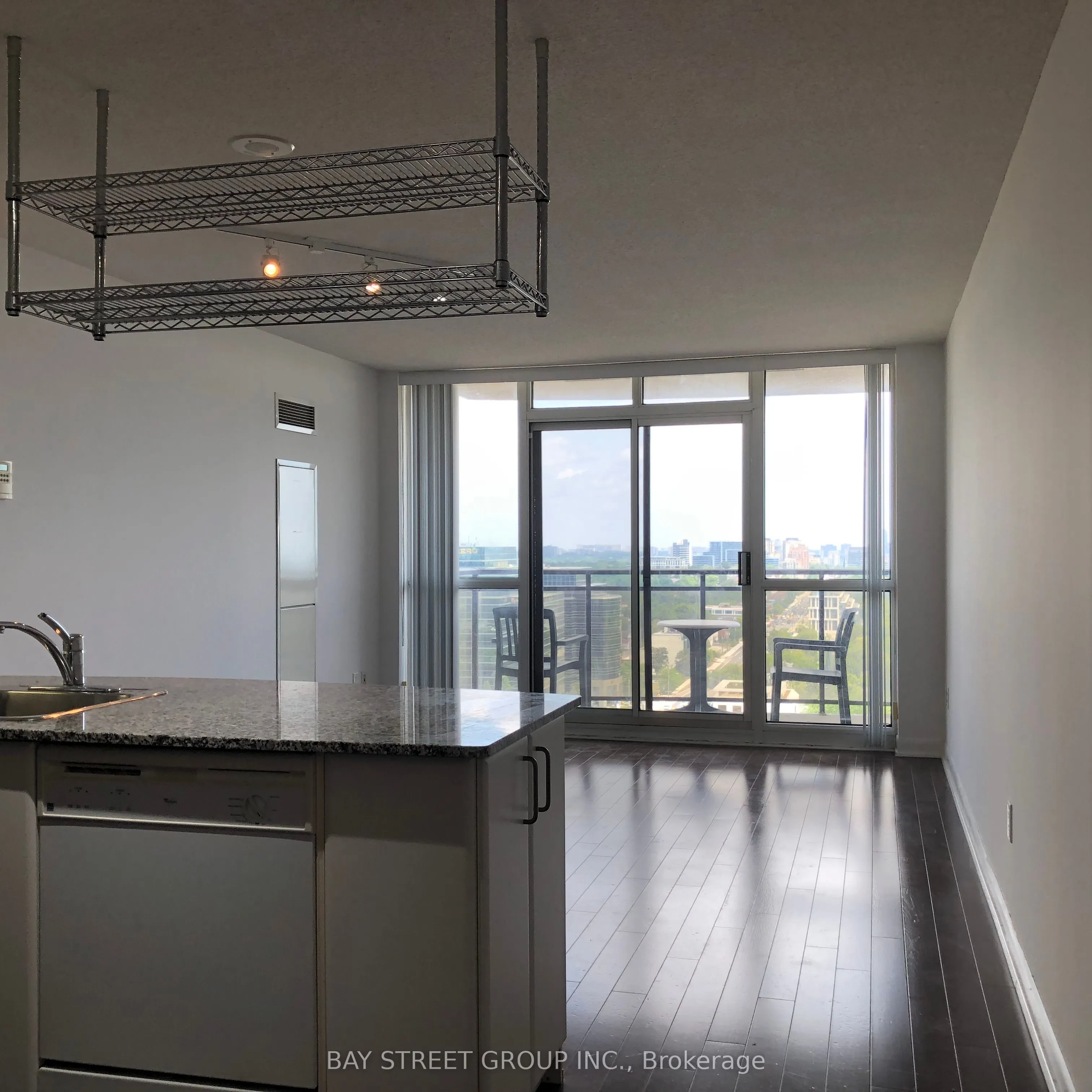 33 Sheppard Avenue E, #2000