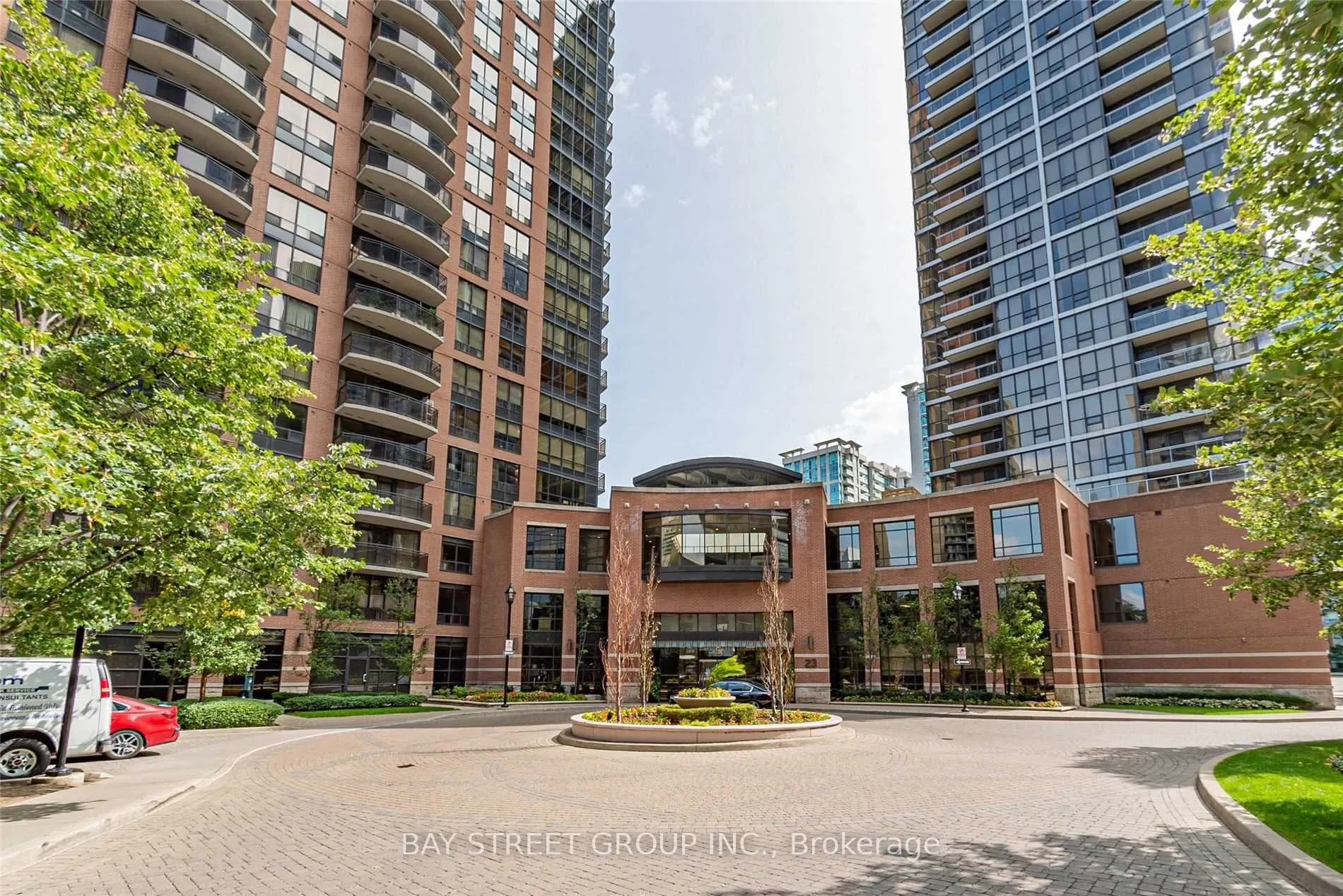 33 Sheppard Avenue E, #2000