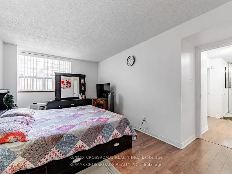 20 Sunrise Avenue, #111