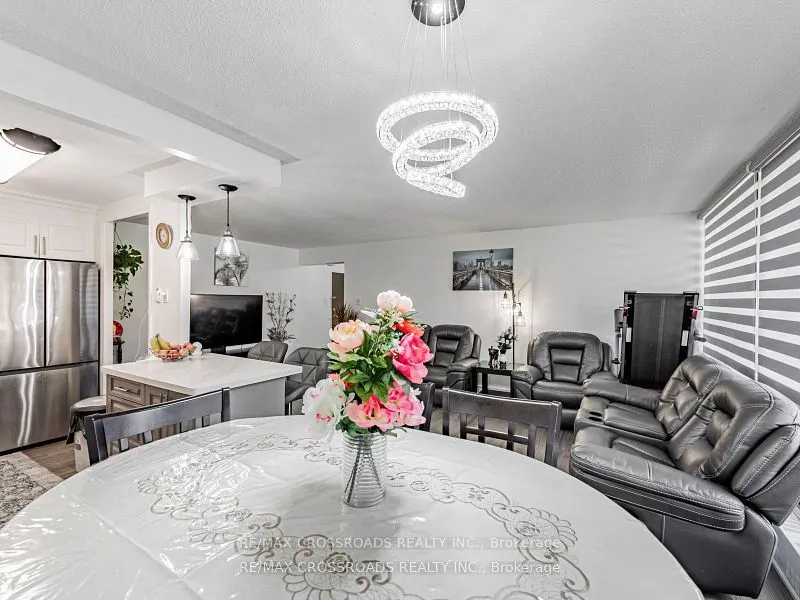 20 Sunrise Avenue, #111