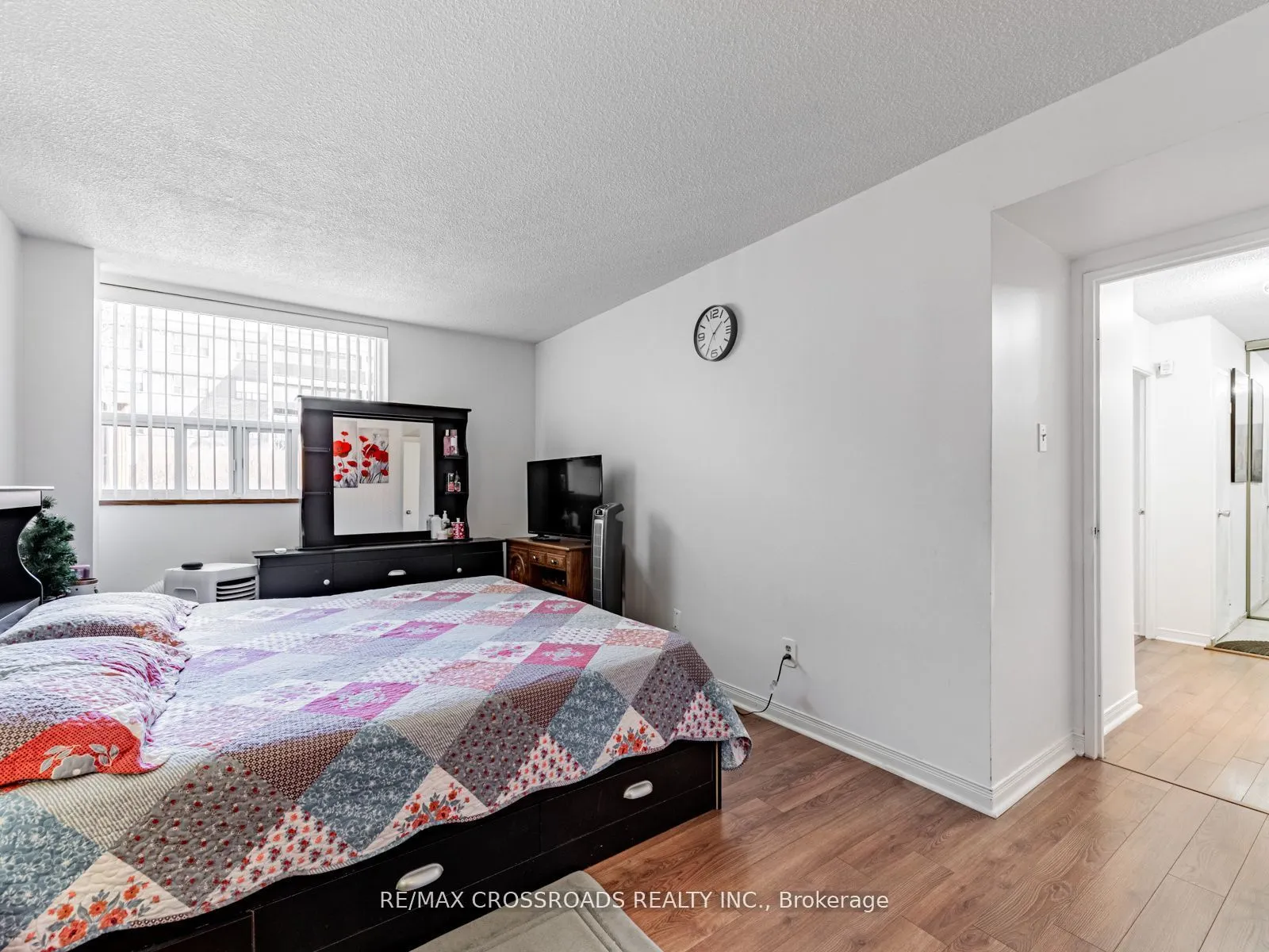 20 Sunrise Avenue, #111